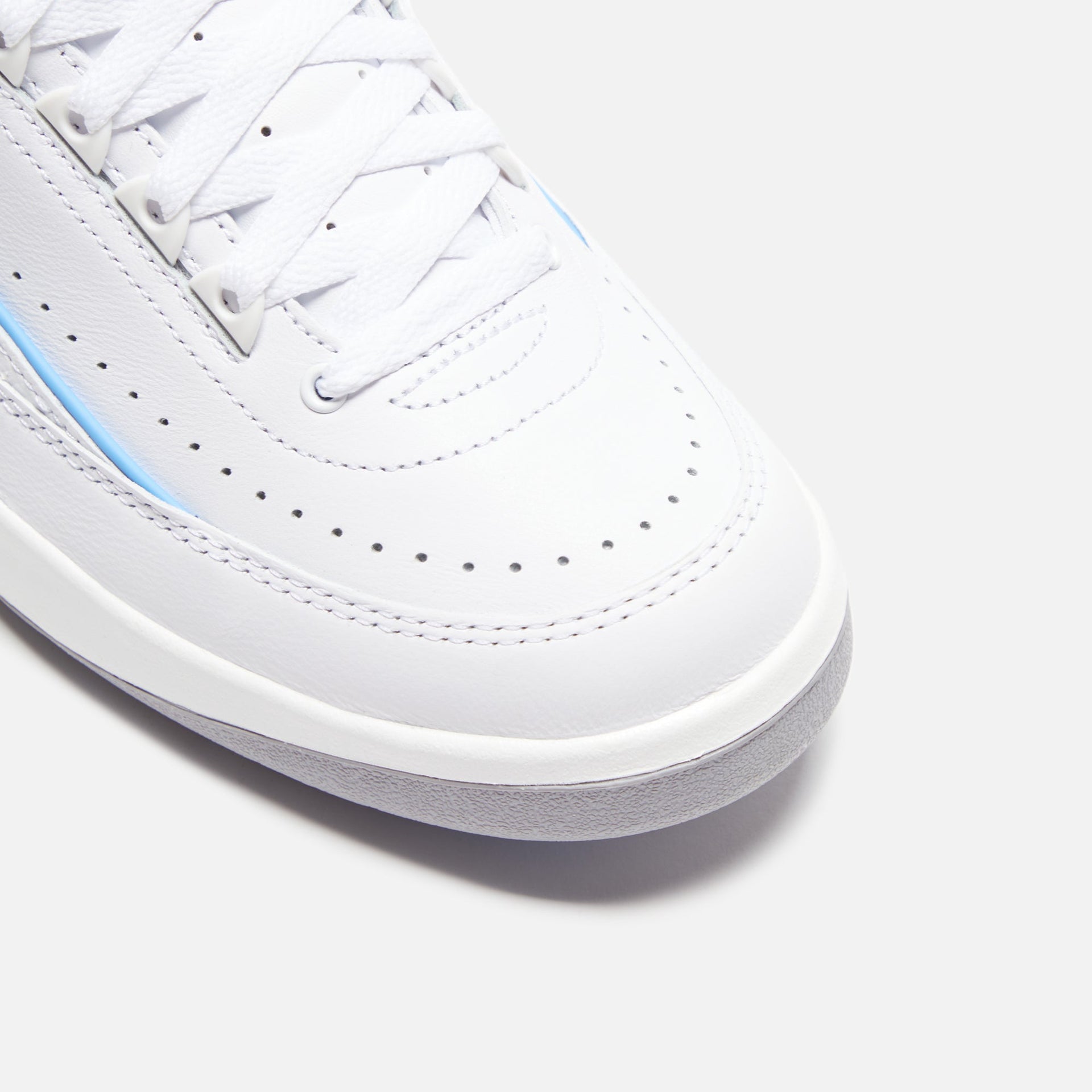 Jordan Air Jordan 2 Retro Low - White  / University Blue / Cement Grey