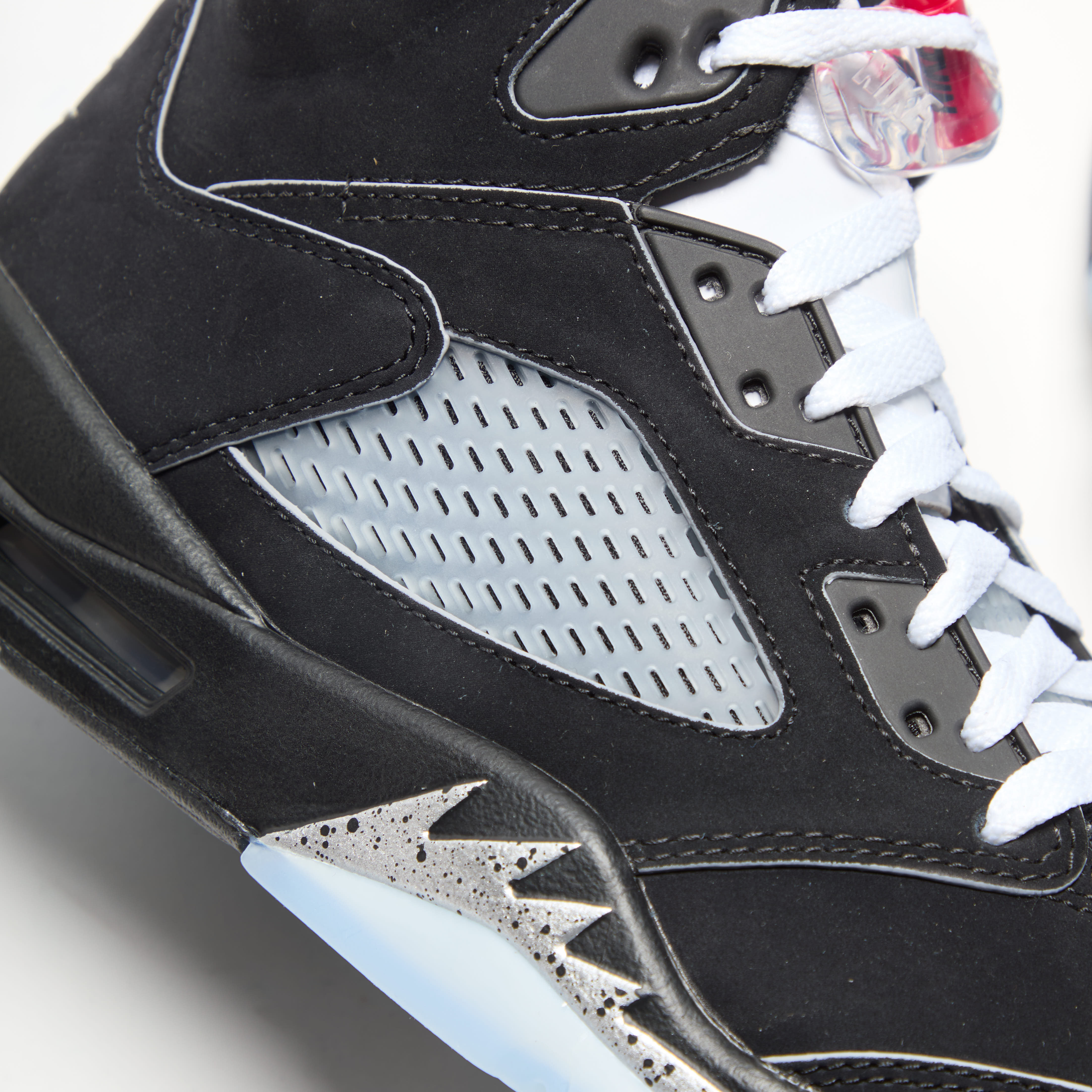 Jordan Air Jordan 5 Retro 23 ブラック/グレー Air Jordan 5 Retro OG Black Metallic Reimagined 2025 HF3975