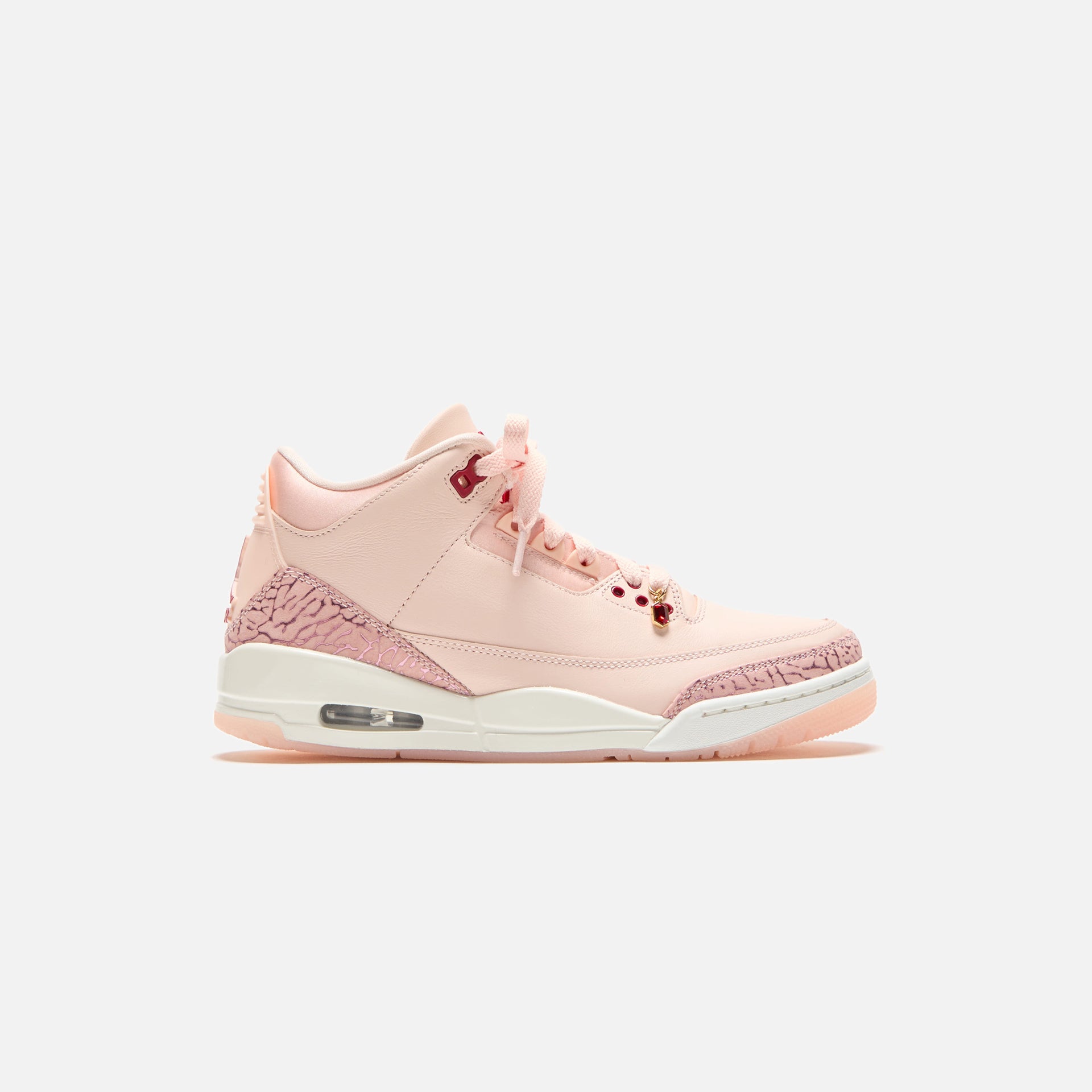 Nike WMNS Air Jordan 3 Retro - Washed Coral / Gym Red / Sail