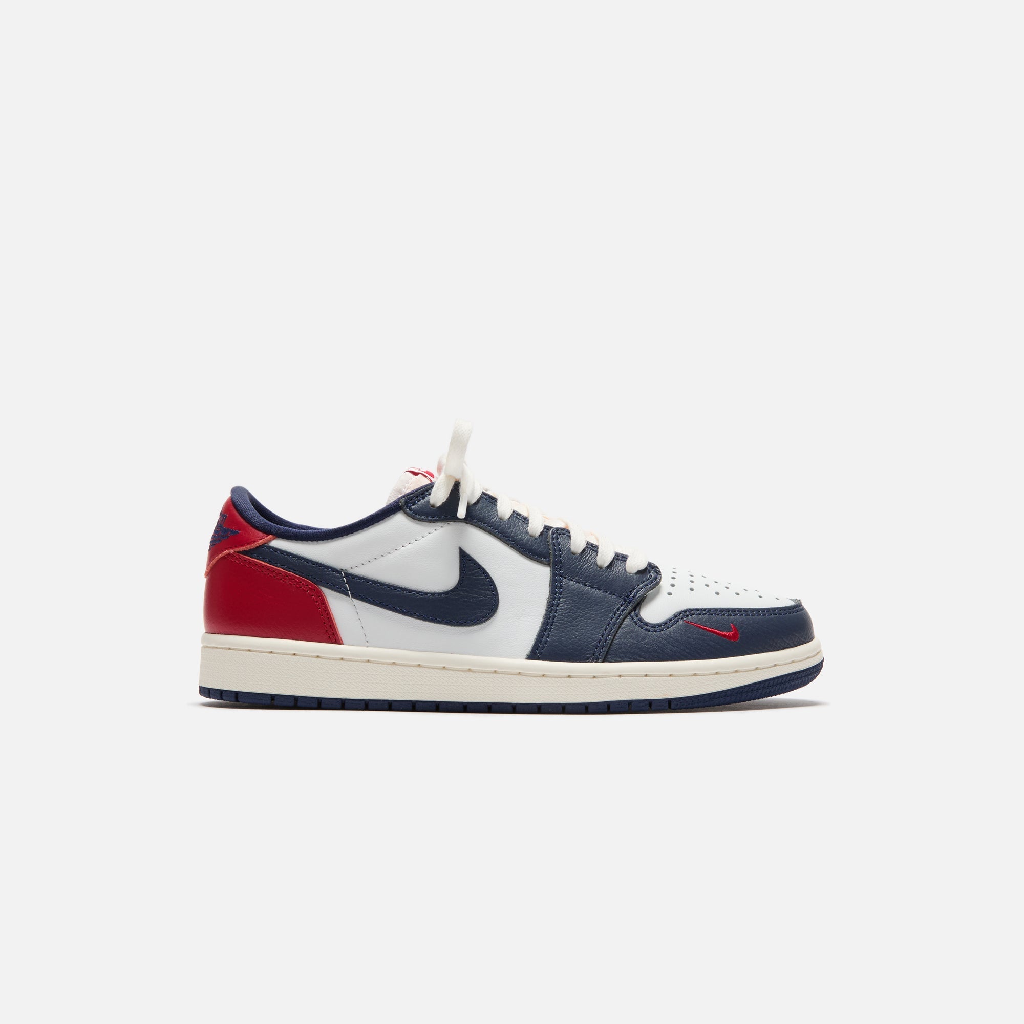 Nike Air Jordan 1 Low OG White Gym Red Midnight Navy Neutral G Kith Europe