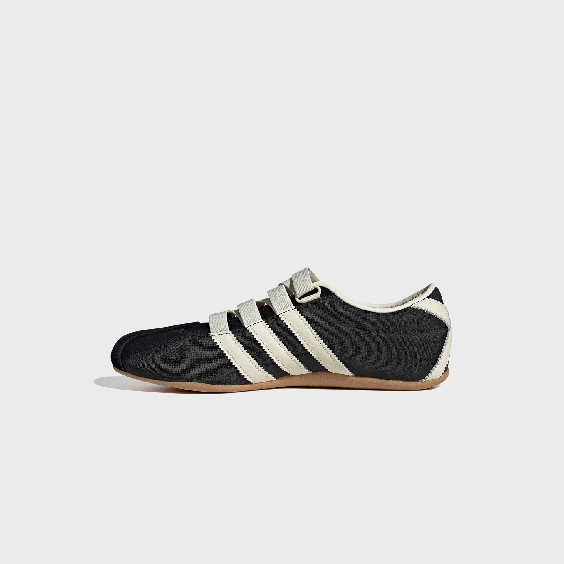 adidas WMNS Tokyo MJ - Core Black / Cream White / Gold Metallic