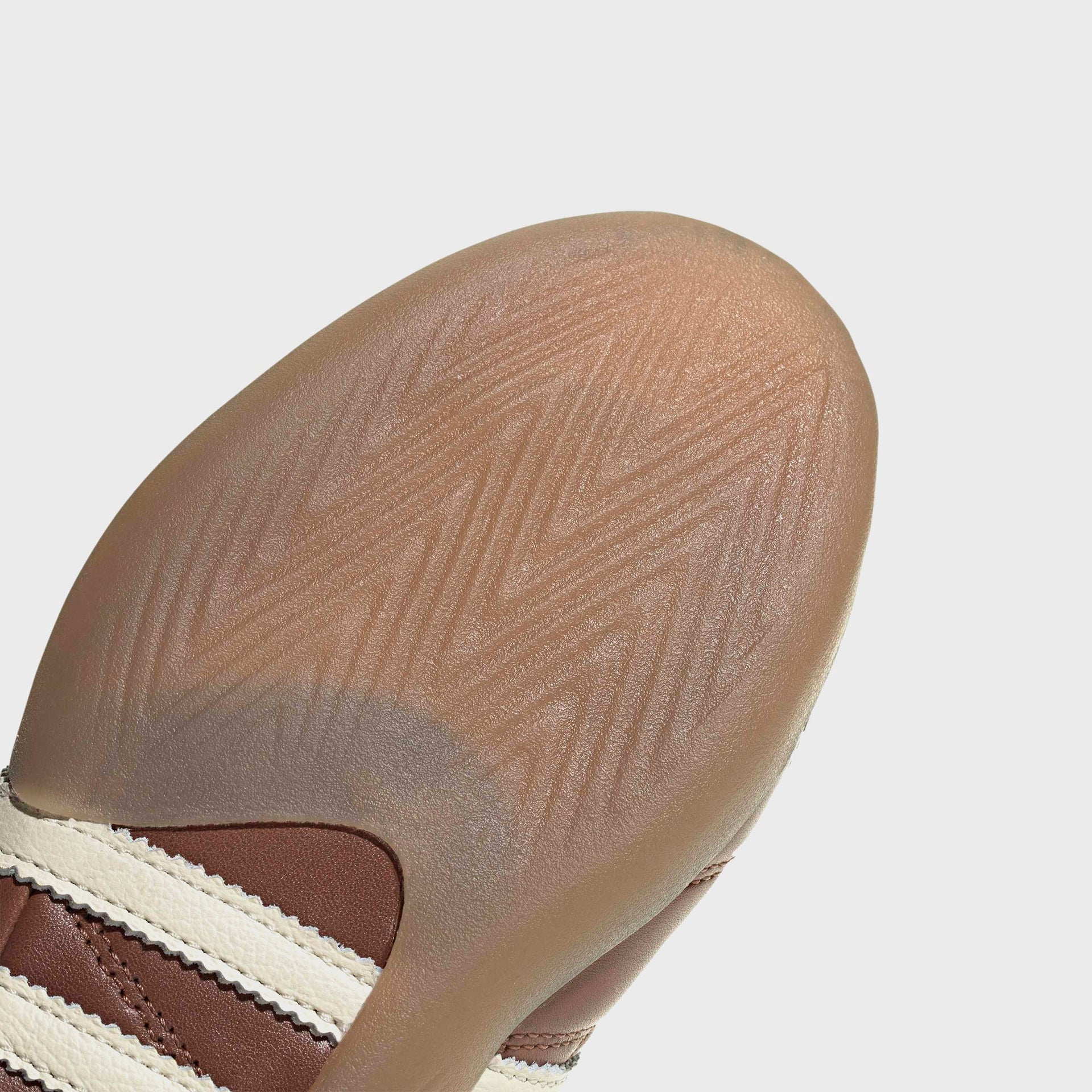 adidas WMNS Taekwondo - Preloved Brown / Cream White / Gum4