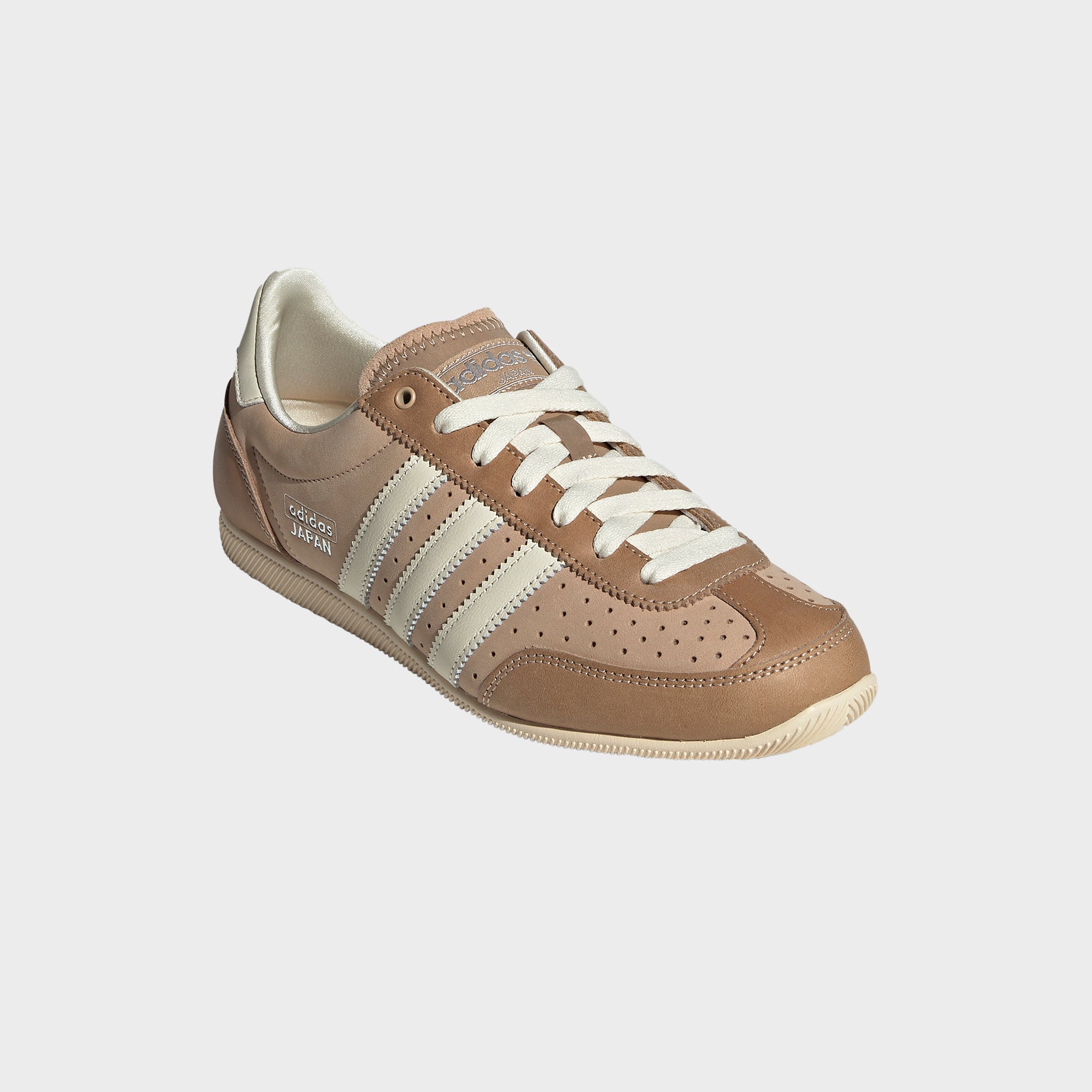 ◆adidas◆ Japan Warm Sand Stone JS0253 adidas Womens Japan (Warm Sandstone/Cream White/Silver