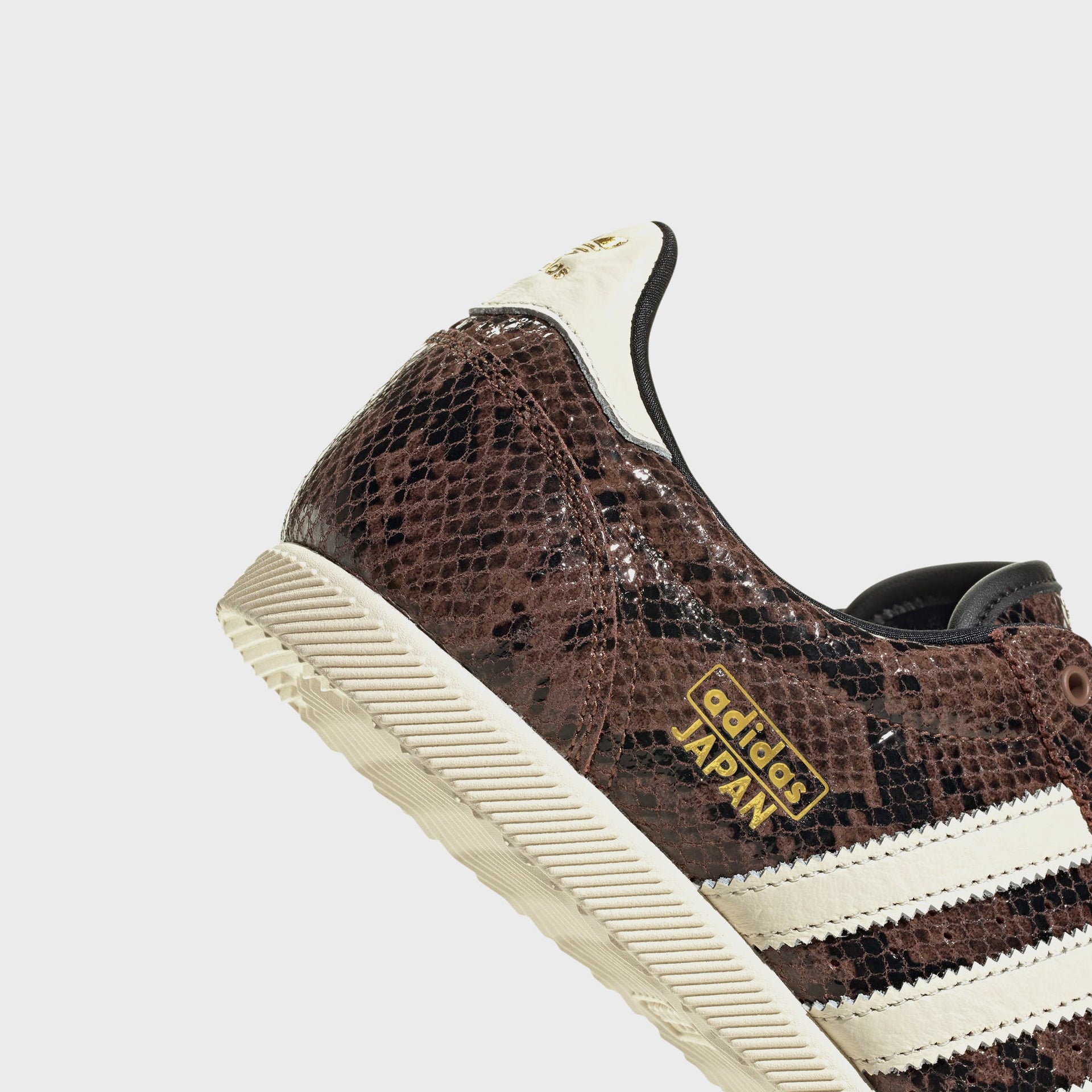 adidas WMNS Japan - Preloved Brown / Cream White / Core Black