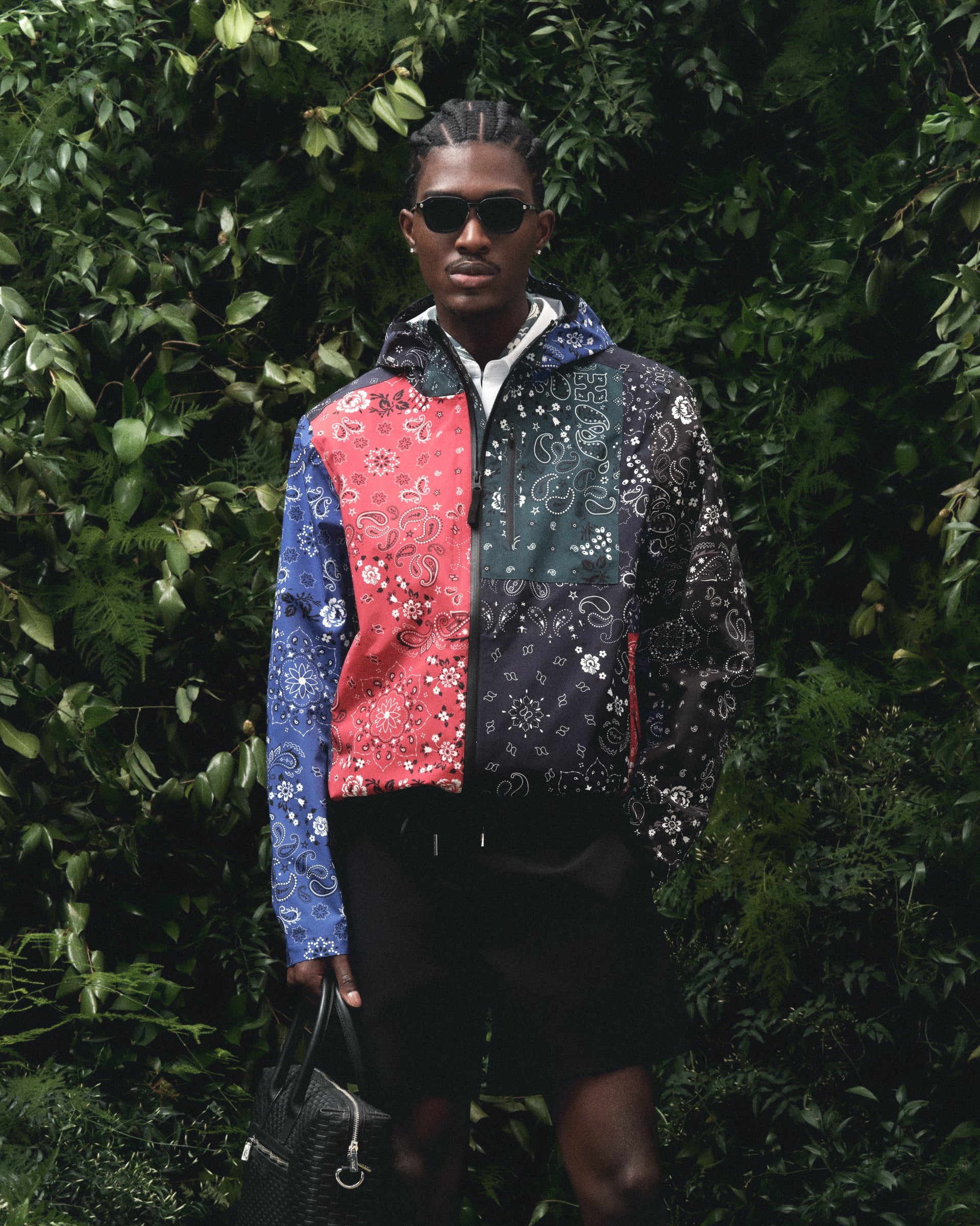 gid://shopify/MediaImage/45502967611668