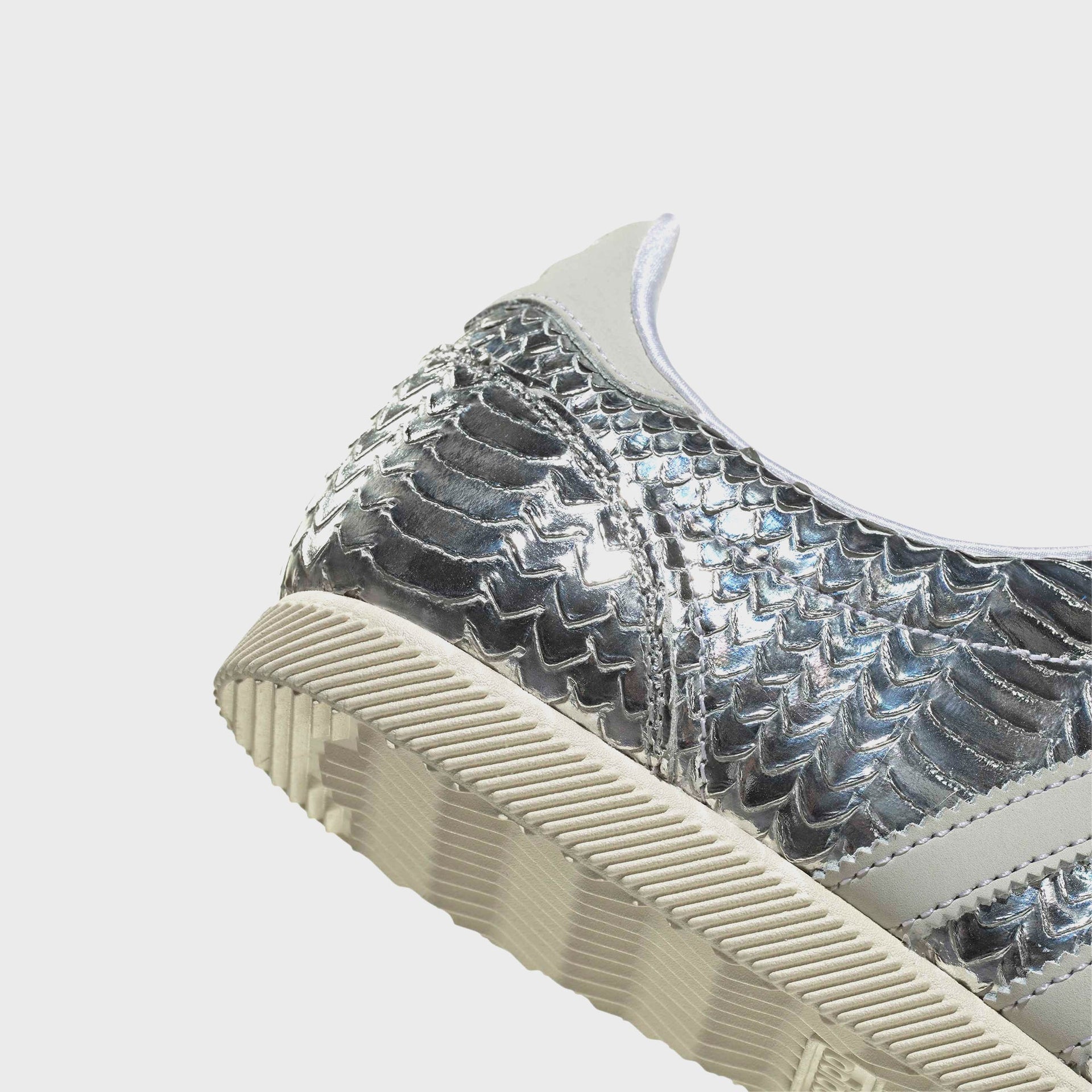 adidas WMNS Japan - Silver Metallic / Silver Metallic / Cloud White