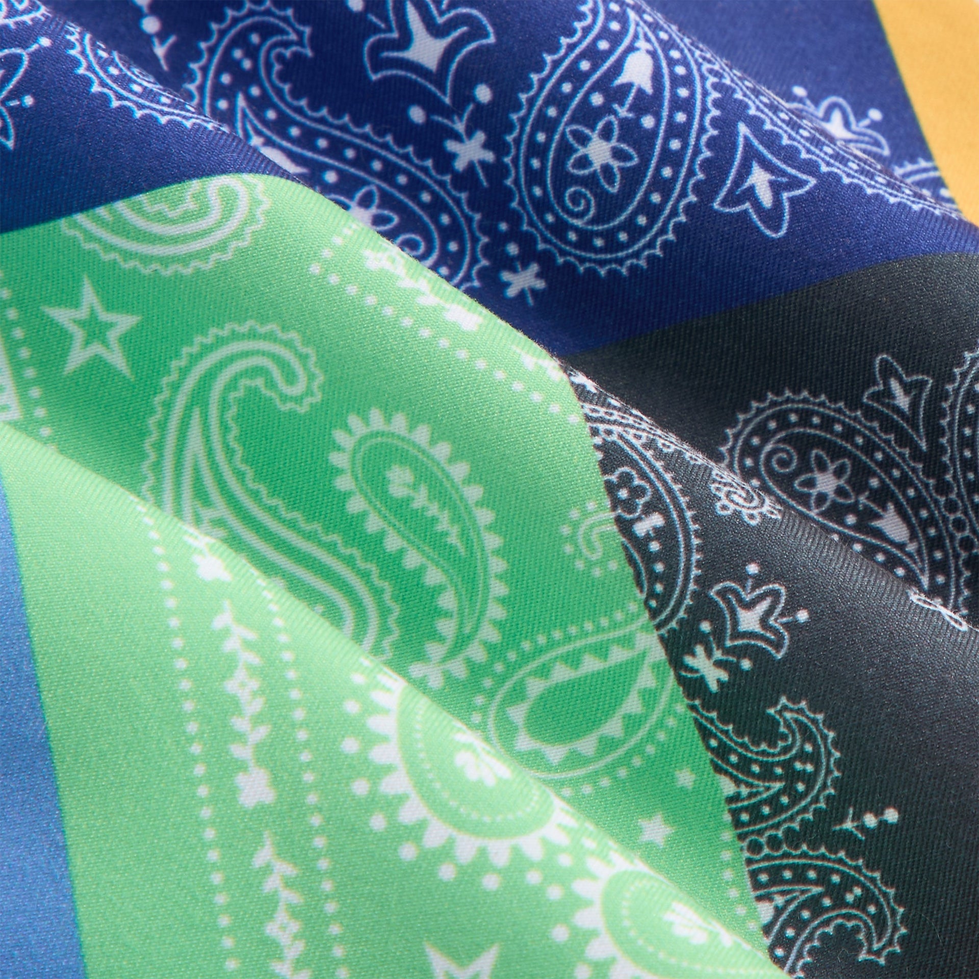 Kith Kids Bandana Splice Thompson Camp Swim Shirt - Lucky
