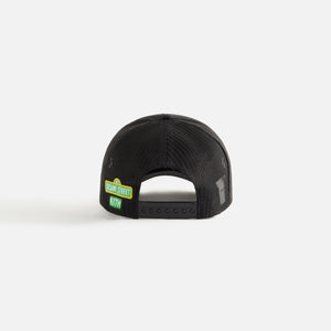 Kith Kids for Sesame Street Just Us Trucker Hat - Black