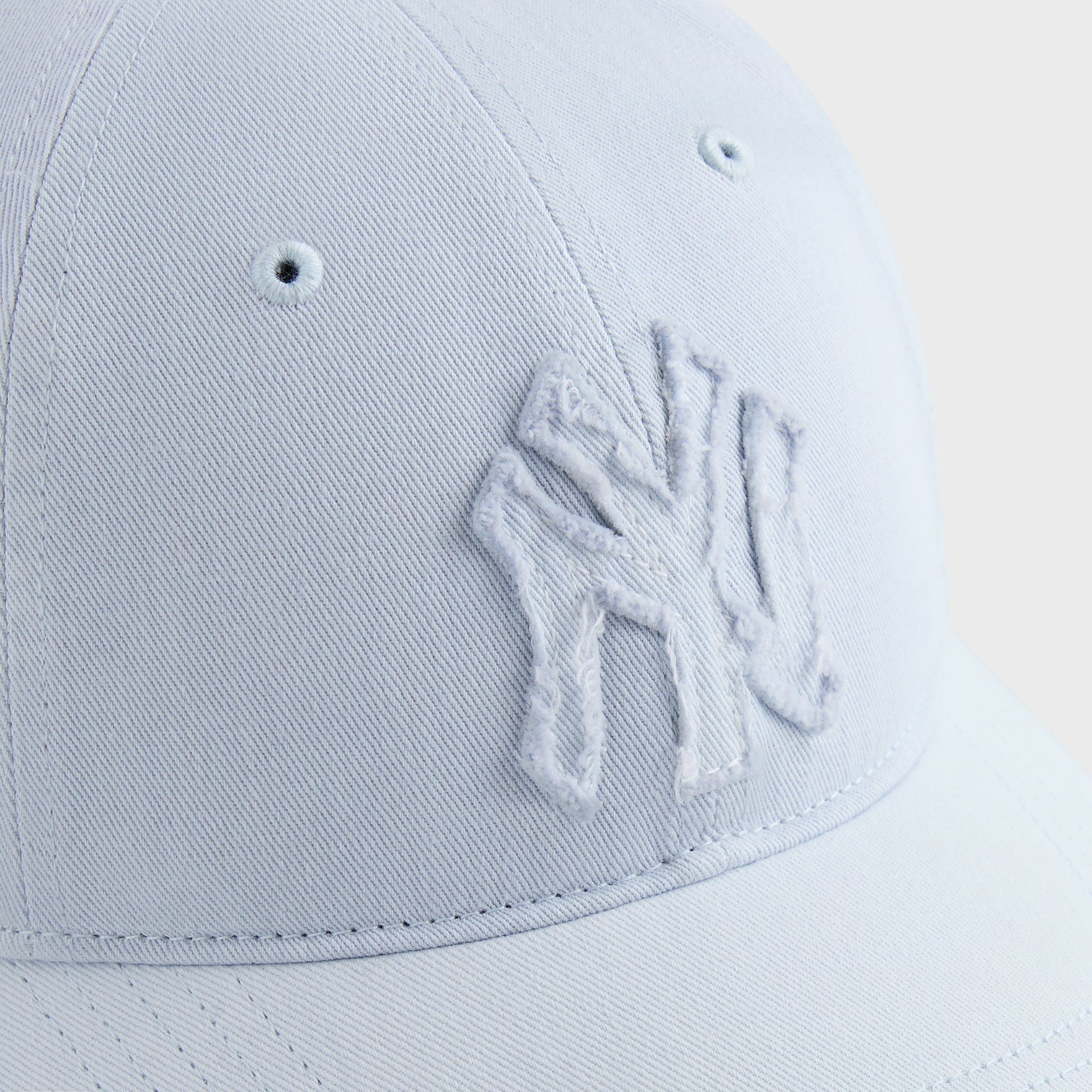 Kith Kids & '47 for the New York Yankees Denim Hitch Snapback - Light Indigo