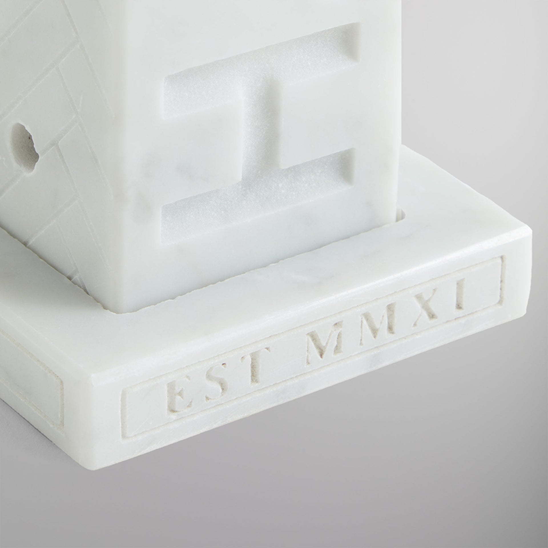 Kith Marble Incense Chamber - White