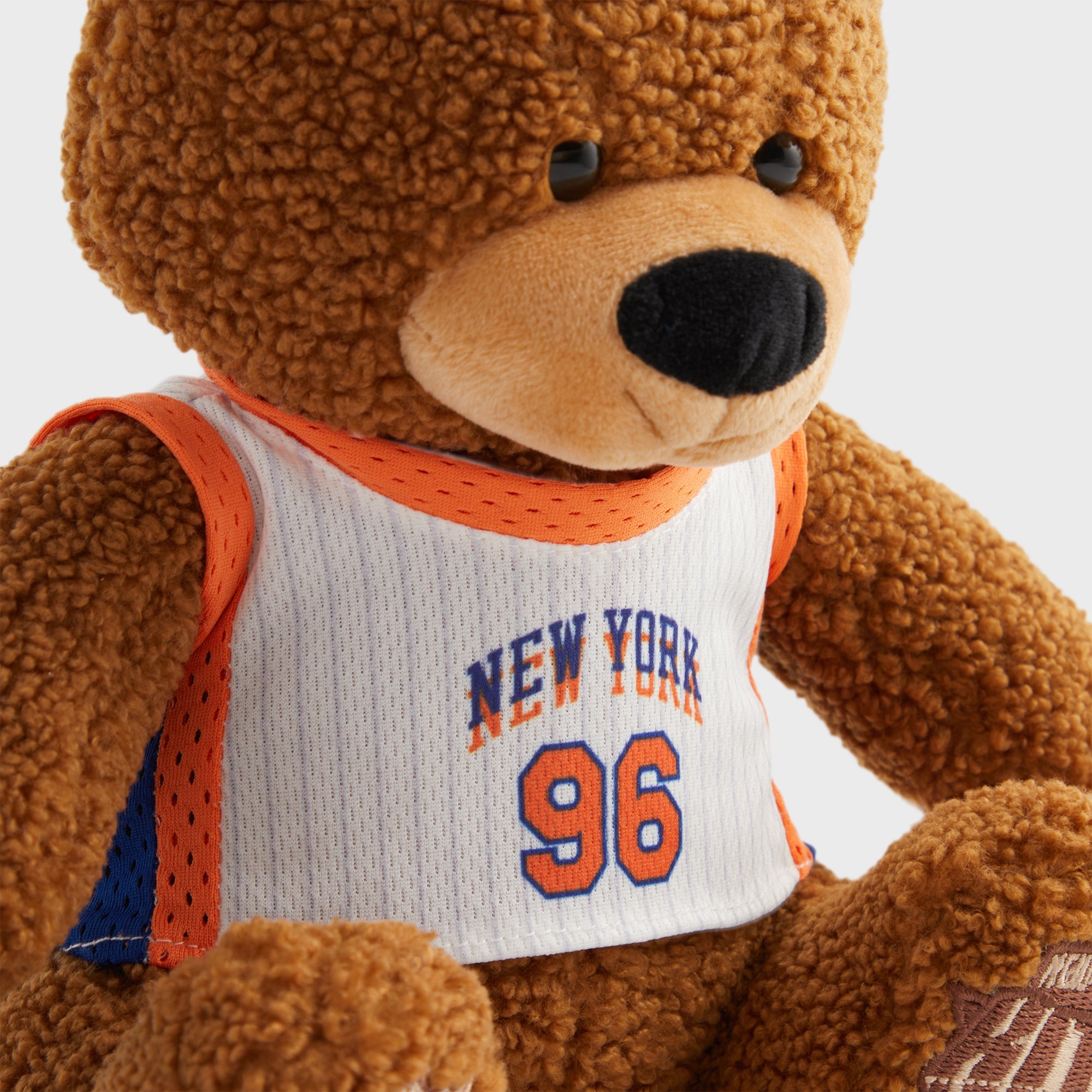 ぬいぐるみ Kith for the New York Knicks Teddy Bear Kith x New York Knicks Teddy Bear Limited Edition Exclusive