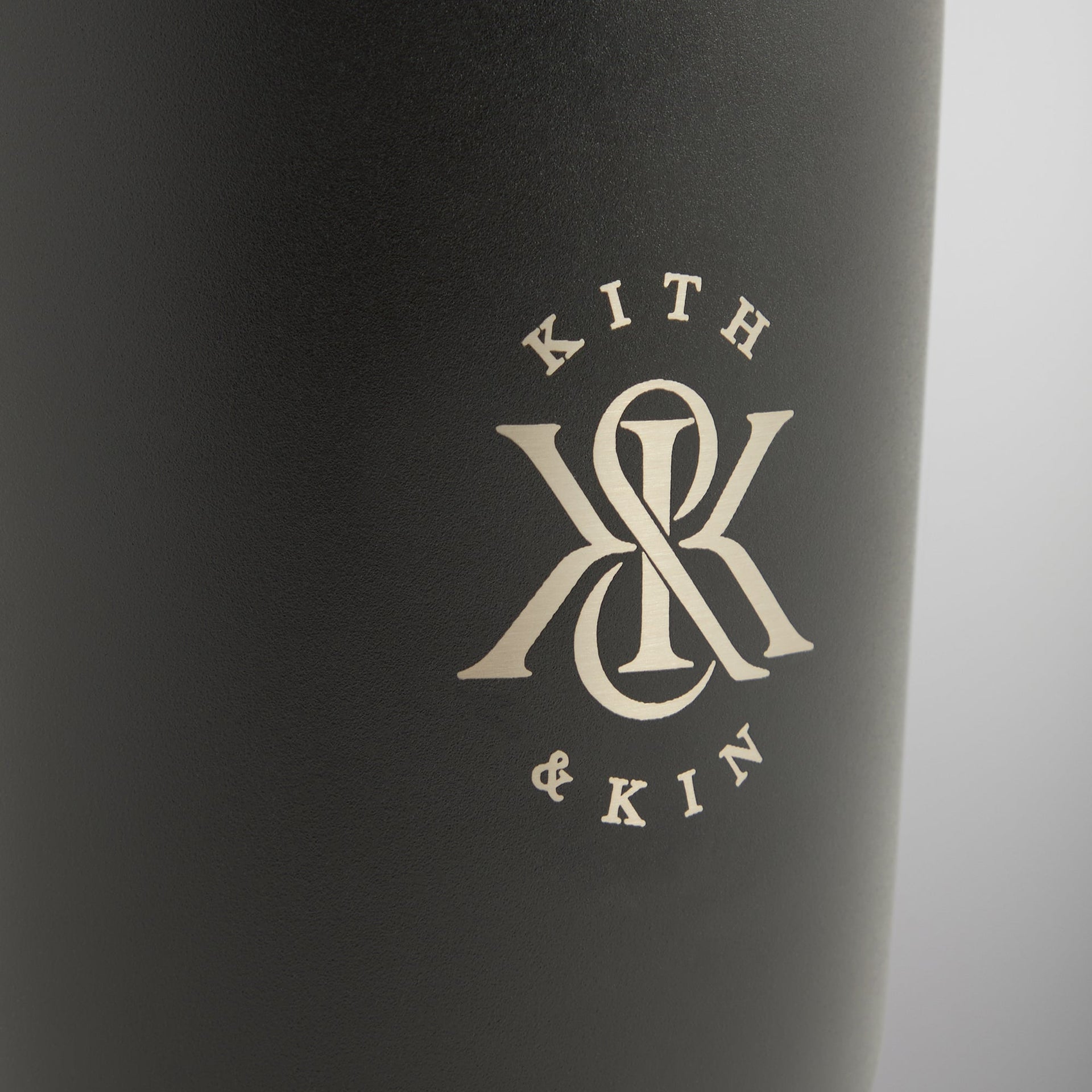 Kith for YETI 26oz Bottle - Black