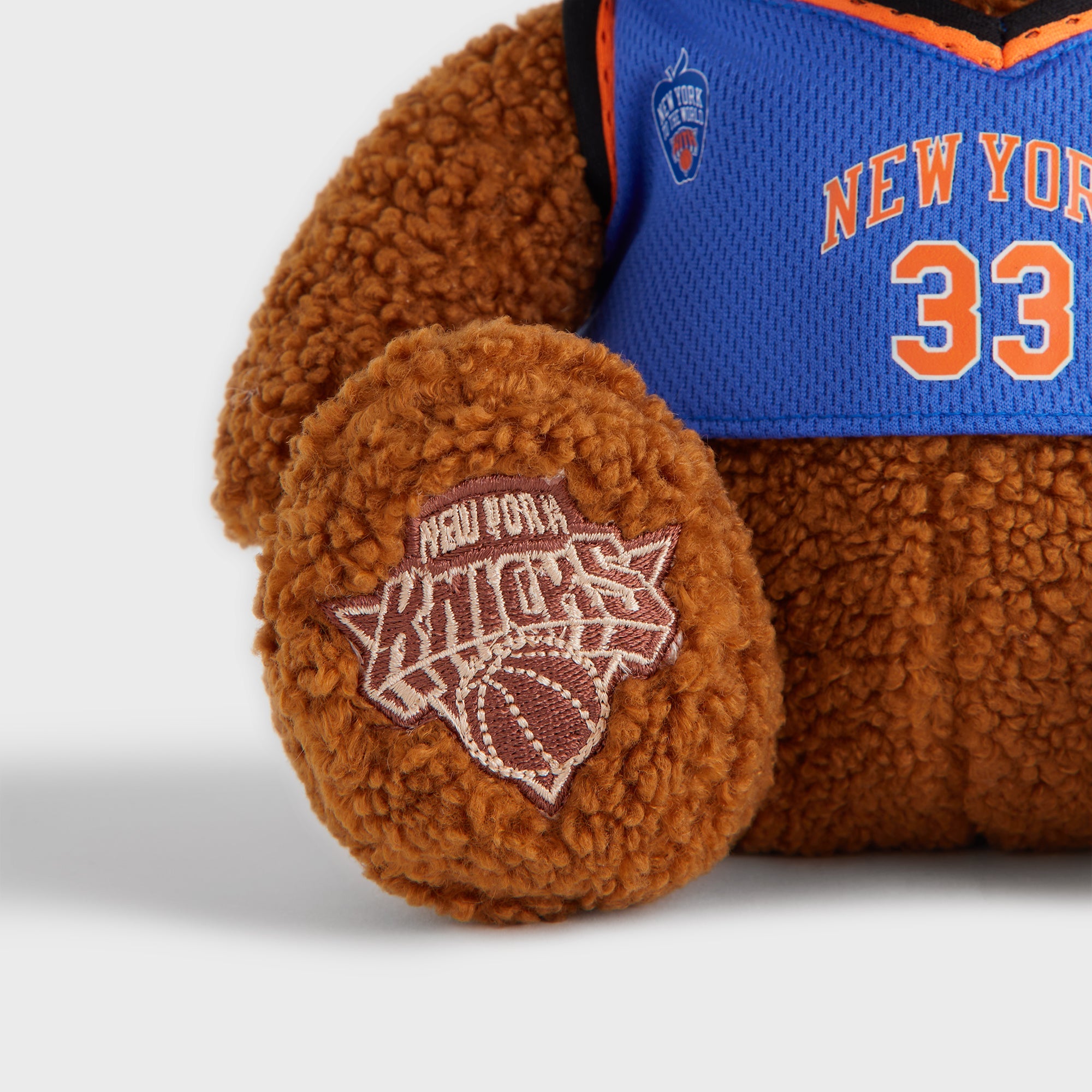 ぬいぐるみ Kith for the New York Knicks Teddy Bear Kith for the New York Knicks Teddy Bear - Multi – Kith Europe