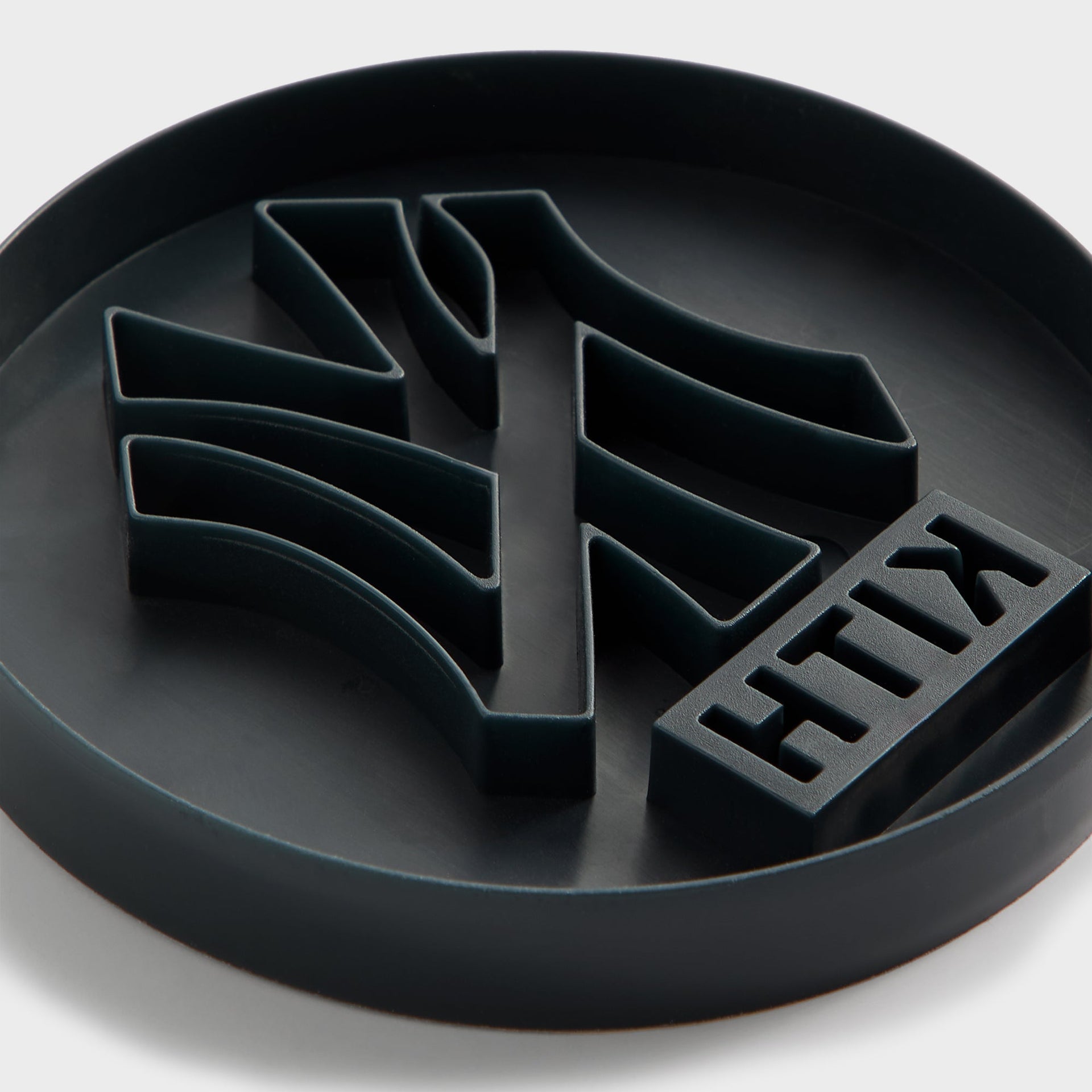 Kithmas New York Yankees Cookie Cutter - Nocturnal