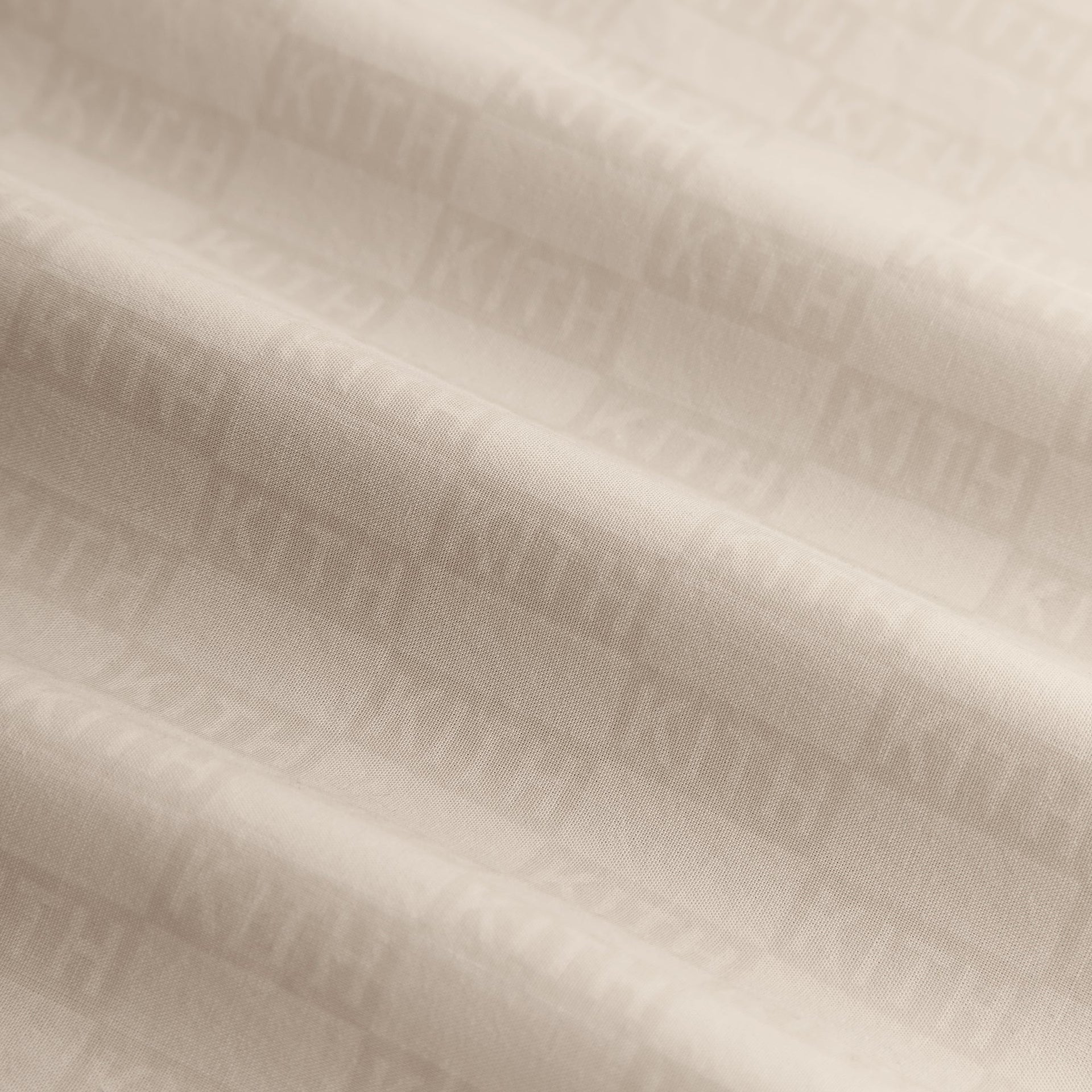 Kithmas Monogram Queen Size Bedding Set - Pyramid