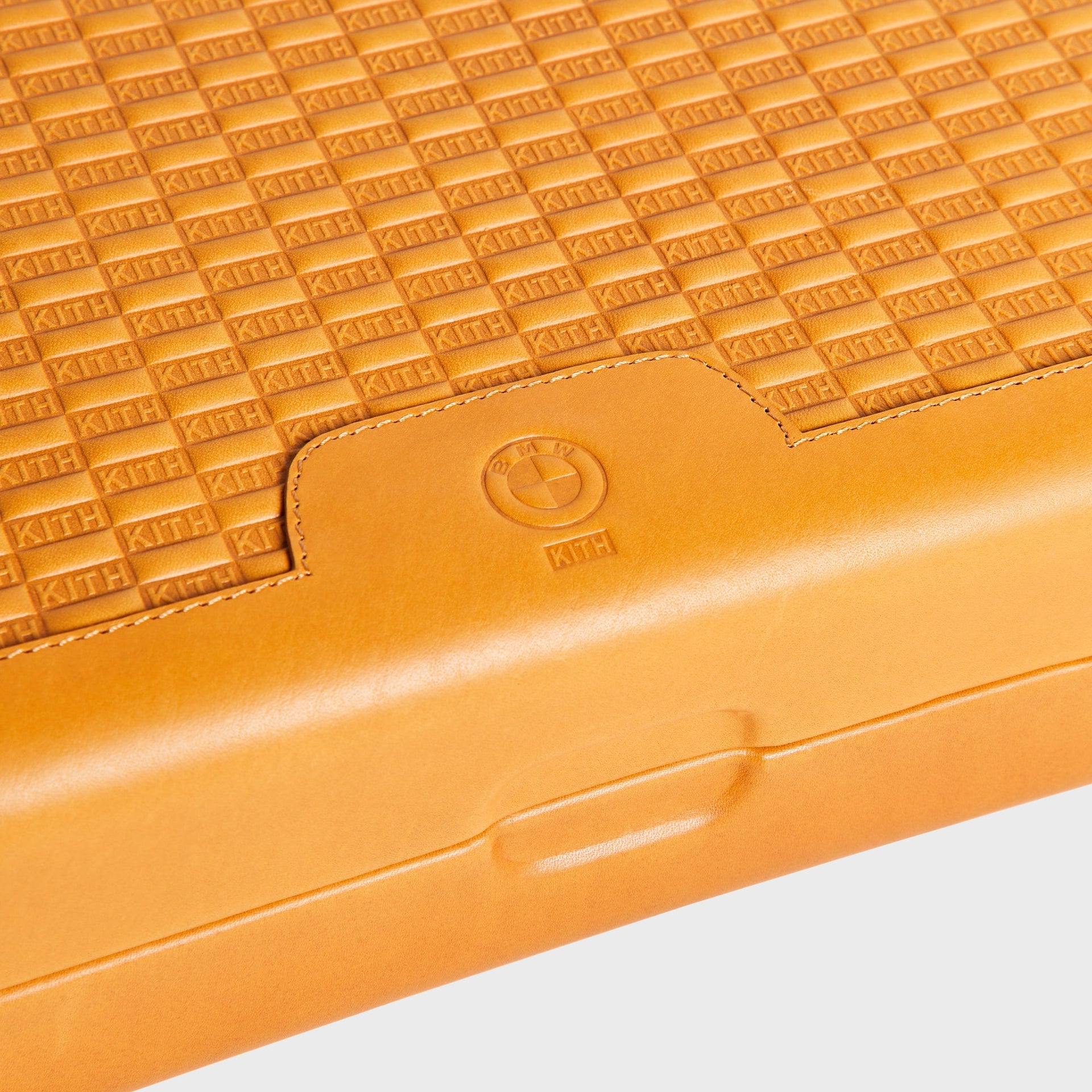 Kith for BMW Backgammon Board - Camel