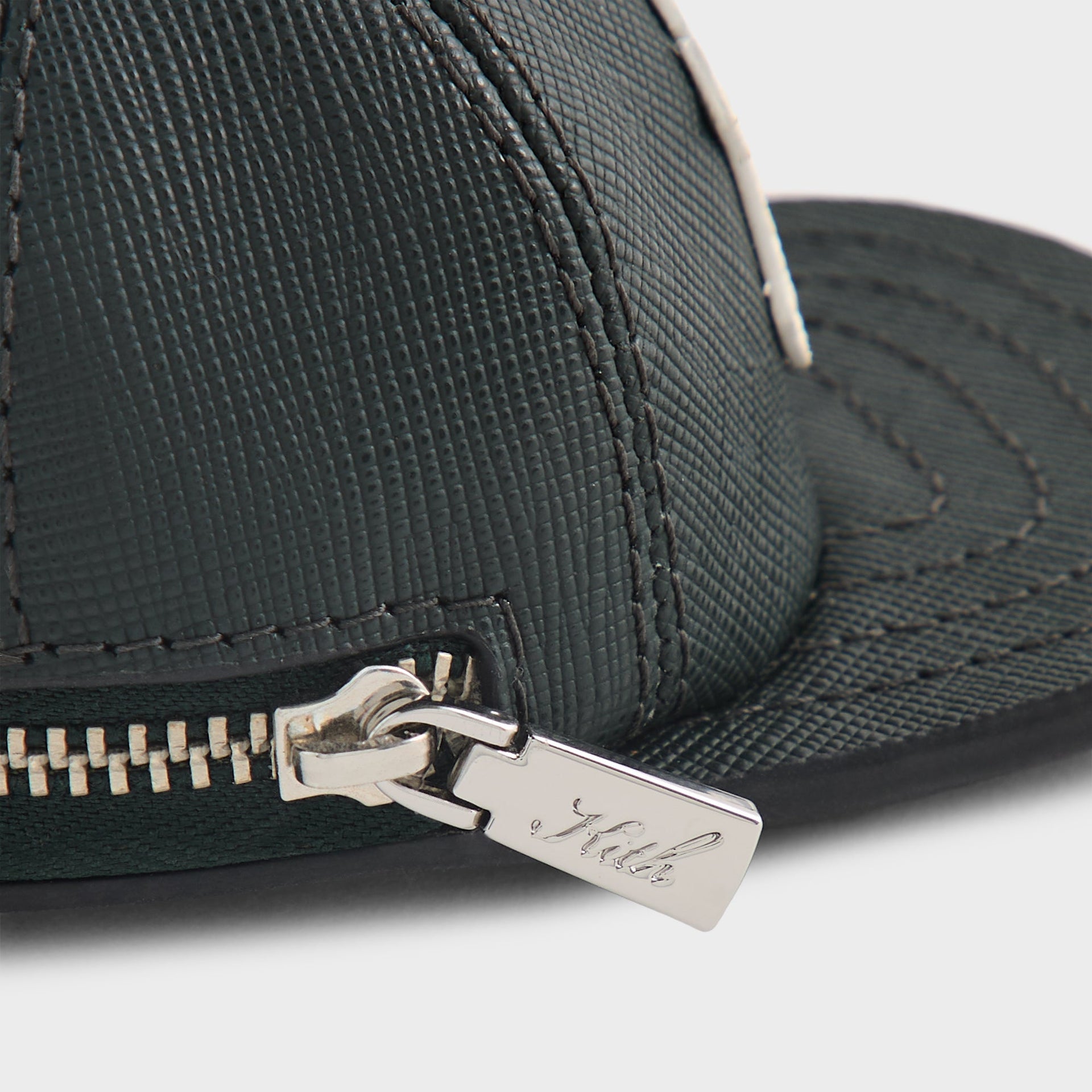 Kith for the New York Yankees Baseball Cap Leather Pouch - Stadium - PH