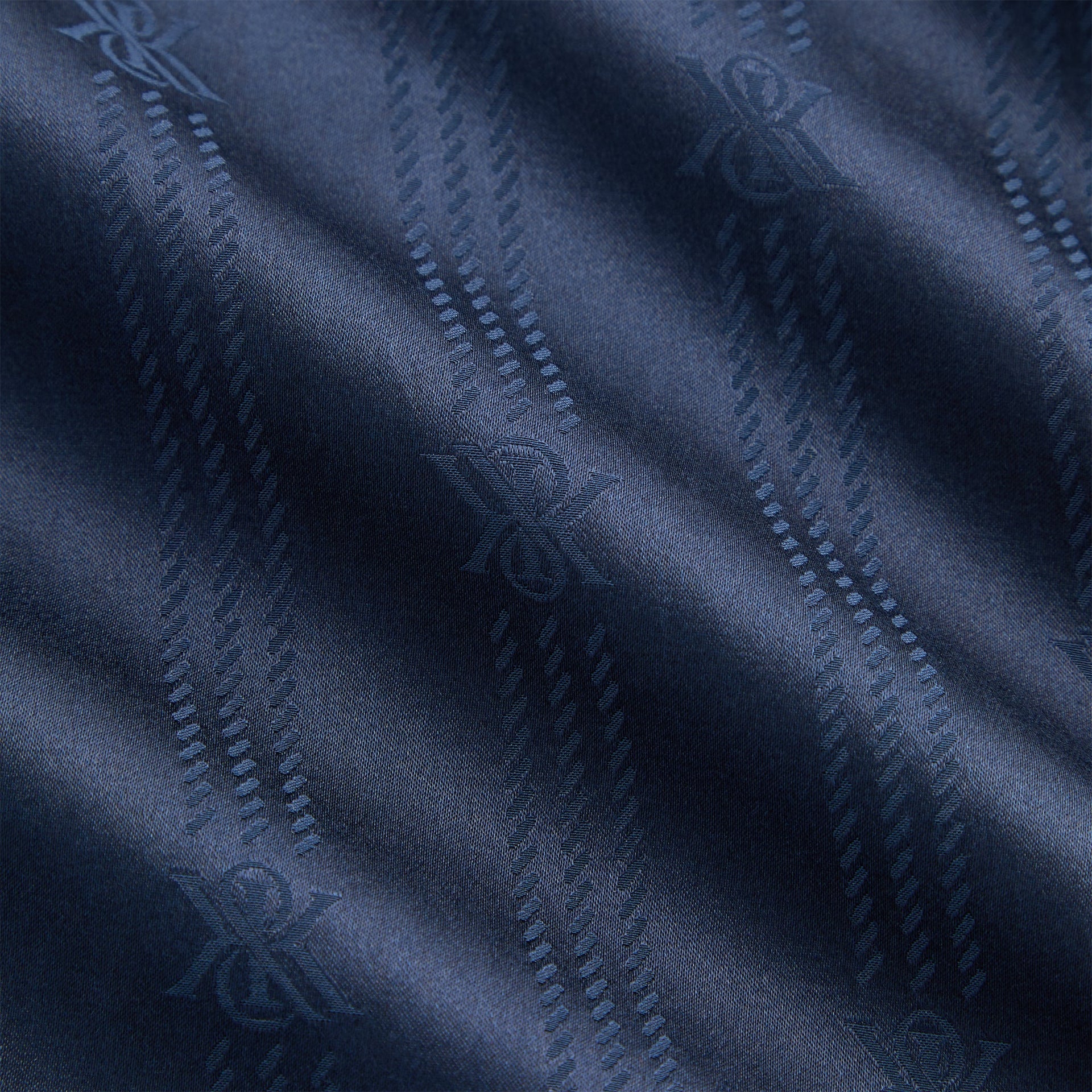 Kithmas Crest Monogram Pajama Set - Nocturnal