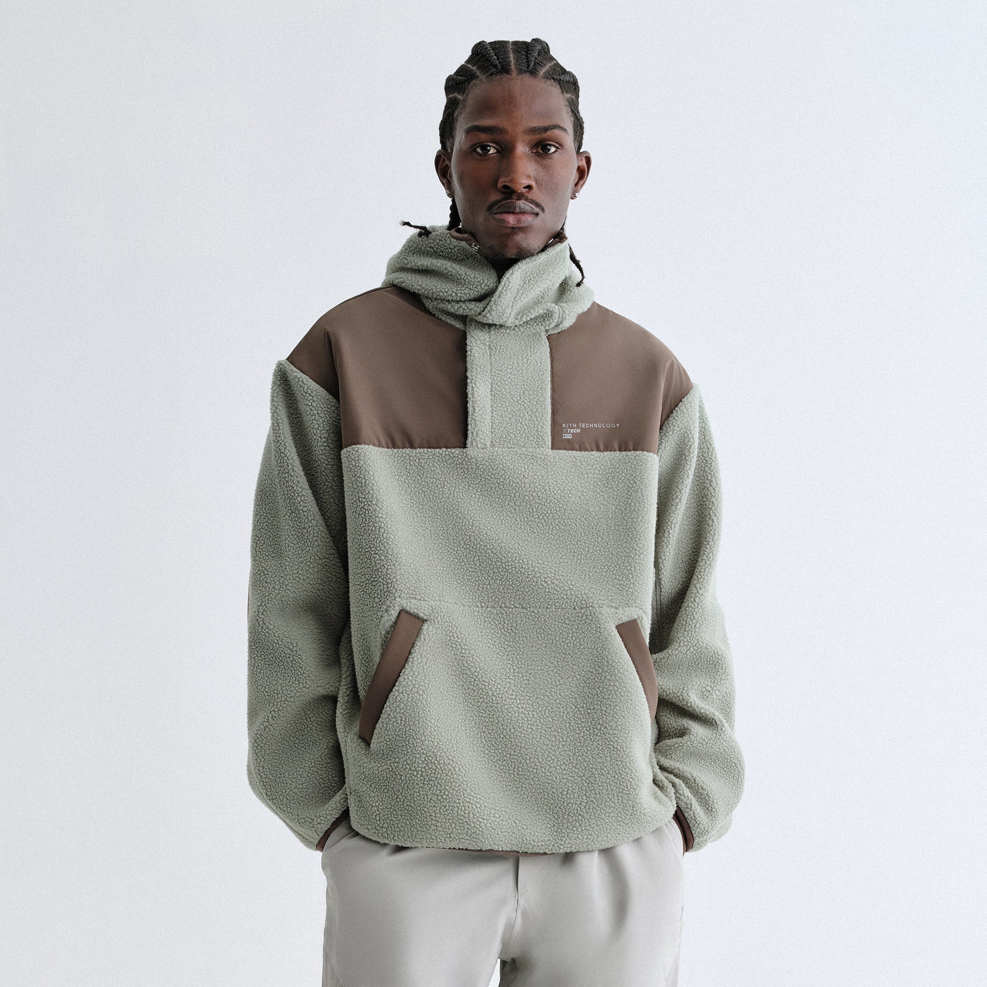 KITH アウトドアジャケット ハイネック KHM010861-162-Front.jpg?v=