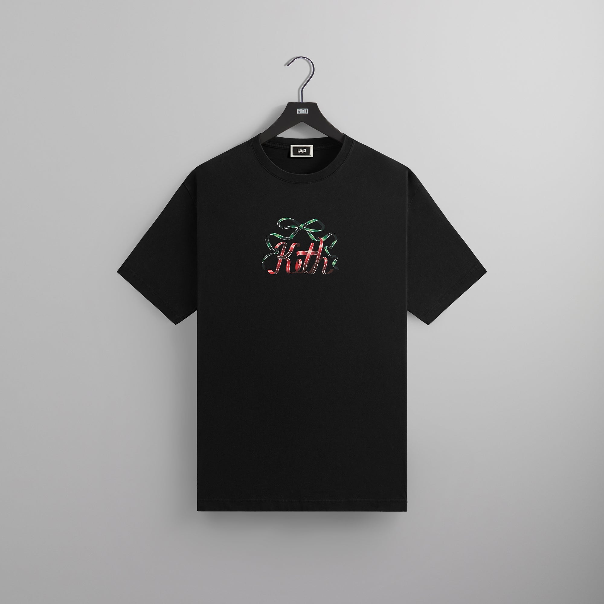 Kithmas Ribbon Tee - Black – Kith Europe