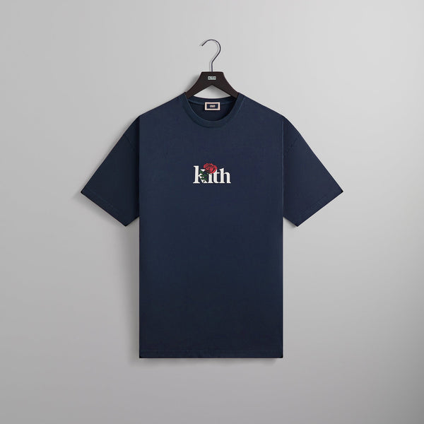 Kith Rose Serif Tee - Nocturnal – Kith Europe