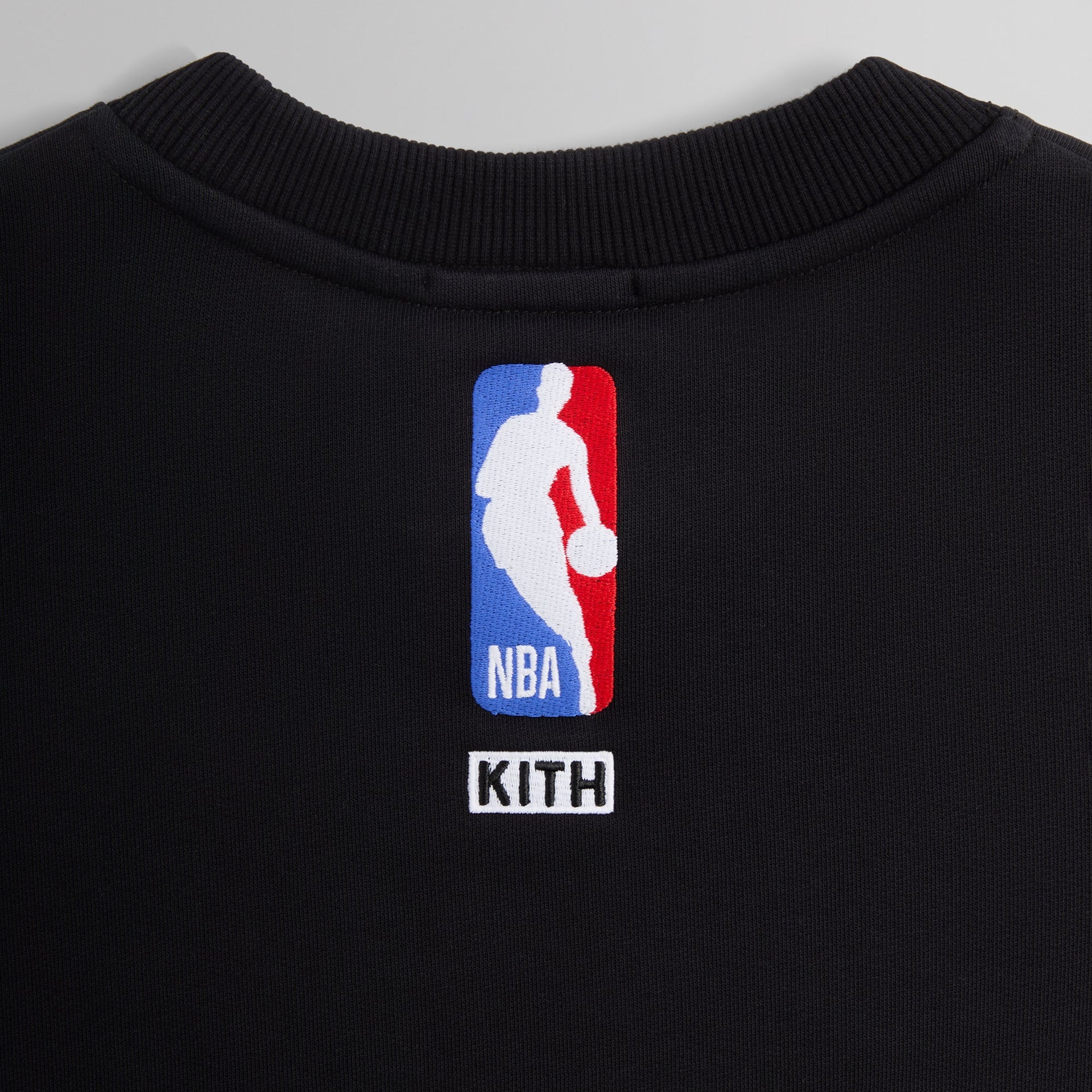 Kith for the New York Knicks Classic Vintage Nelson Crewneck - Black