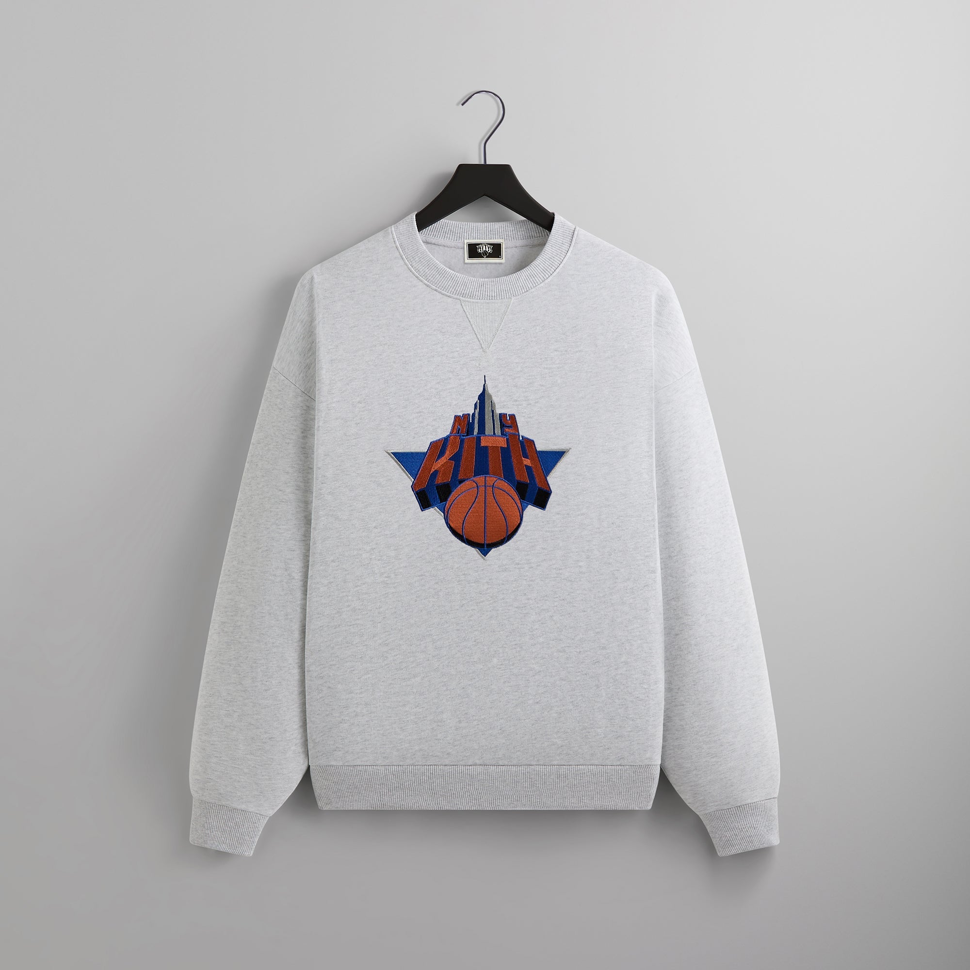 Kith for the New York Knicks Empire Vintage Nelson Crewneck - Light He –  Kith Europe