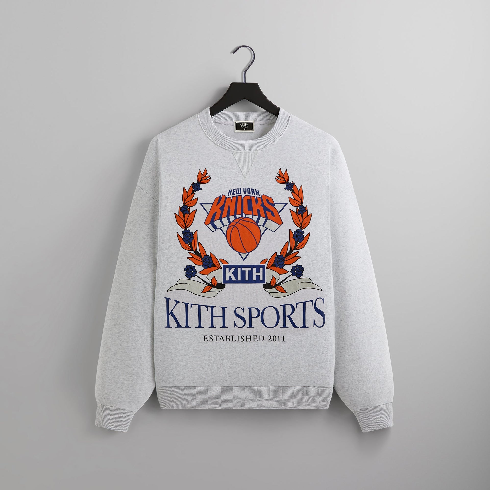 Kith for the New York Knicks Laurel Vintage Nelson Crewneck - Light Heather Grey