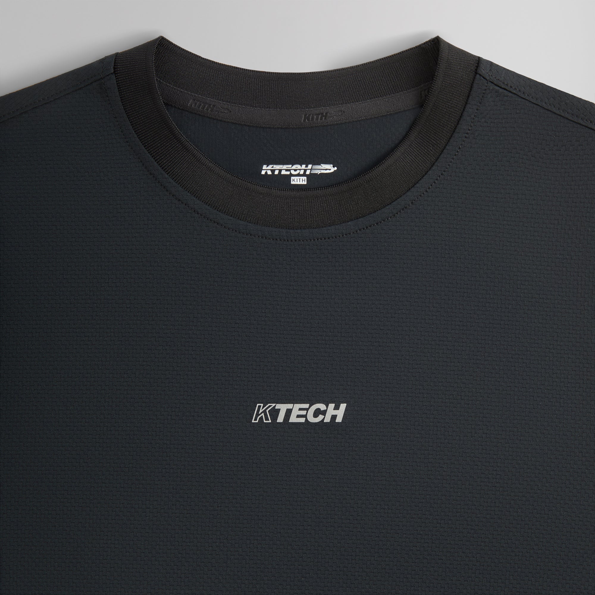 【KITH】Honeycomb Tech☆ヒースロー ロンT Kith Honeycomb Tech Heathrow Long Sleeve Tee - Black – Kith