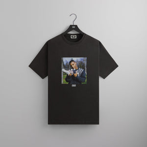 Kith black tee hotsell