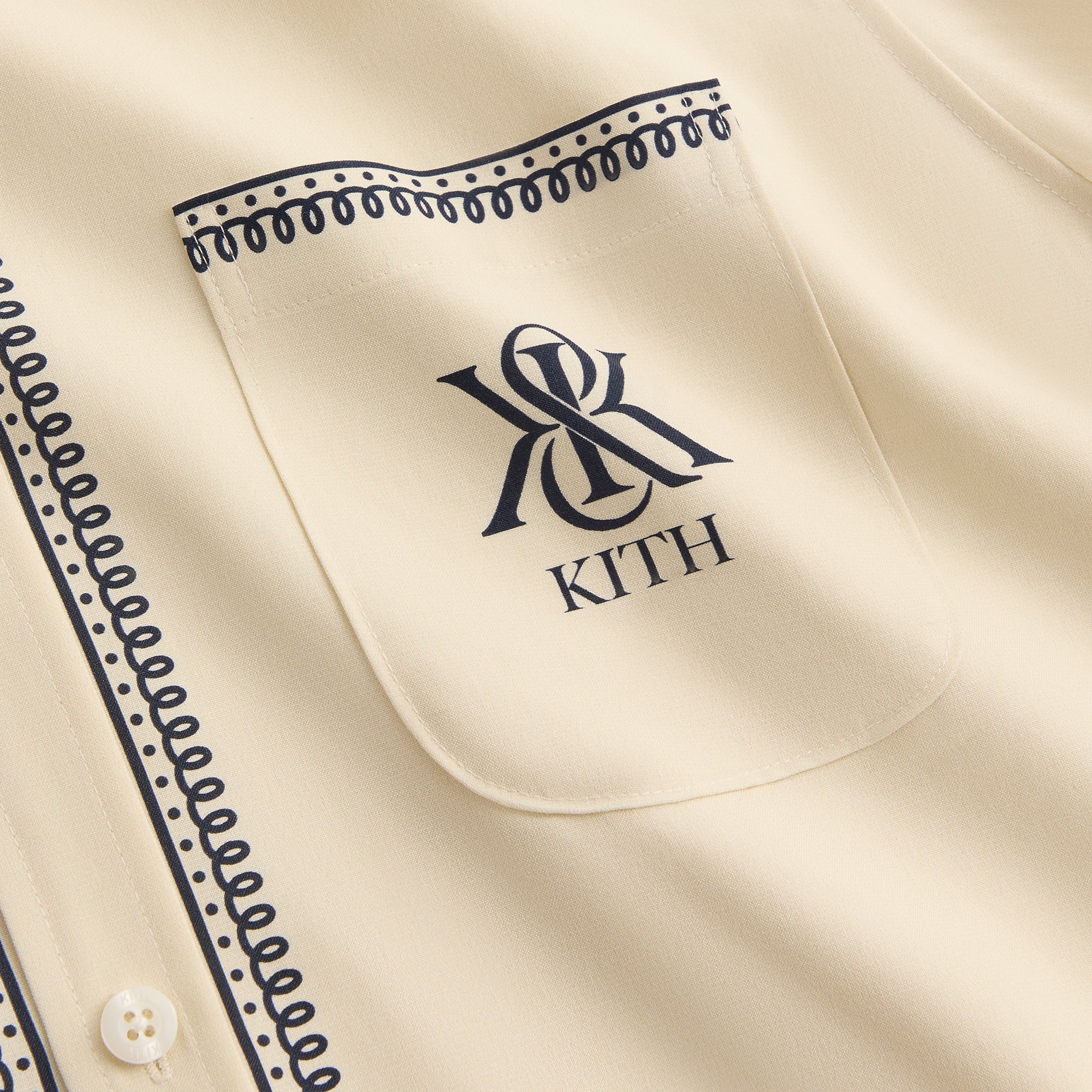 Kith Baroque Paxton Buttondown - Sandrift – Kith Europe