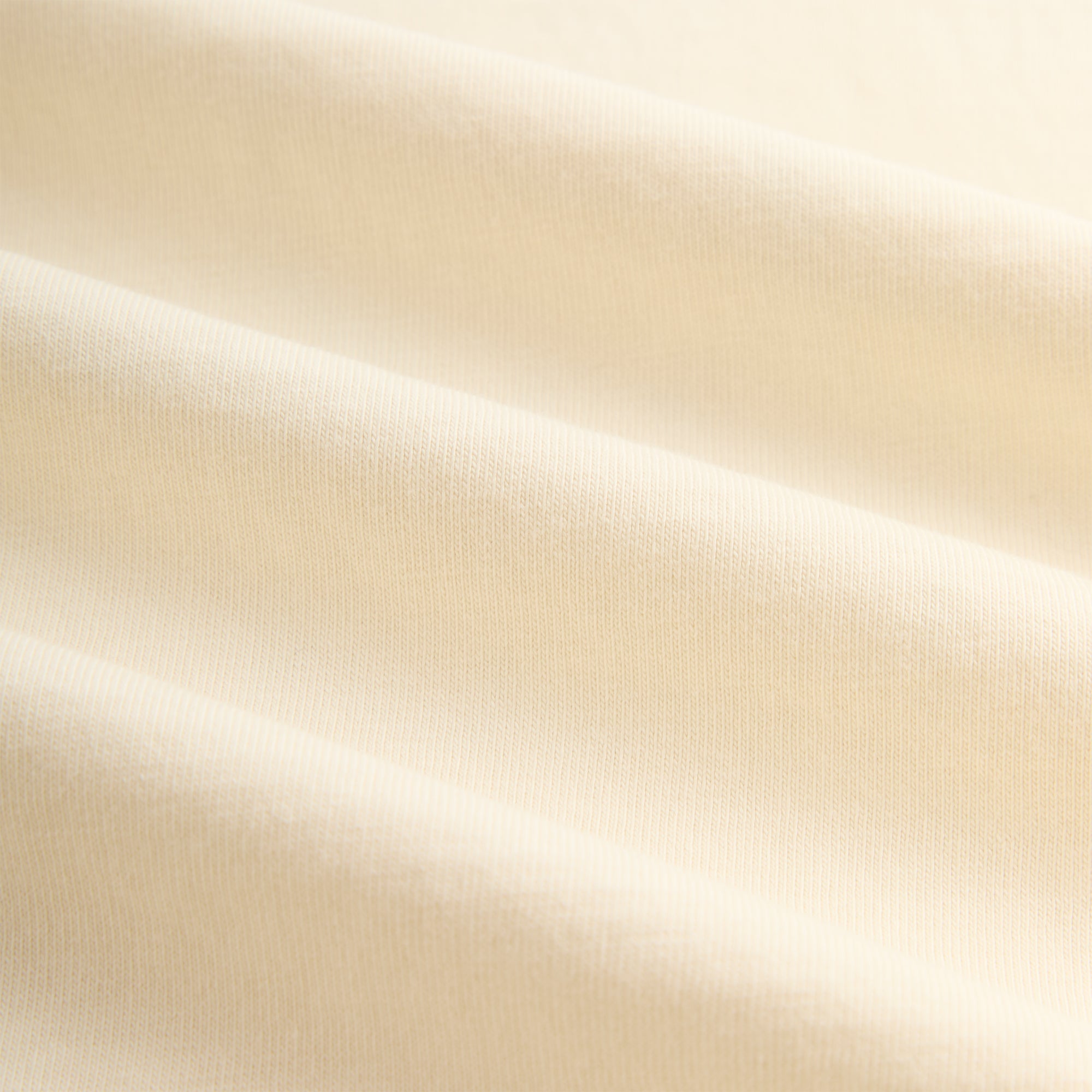 ★25SS 入手困難★Kith for Peanuts Woodstock Serif Tee Kith for Peanuts Woodstock Serif Tee - Sandrift – Kith Europe