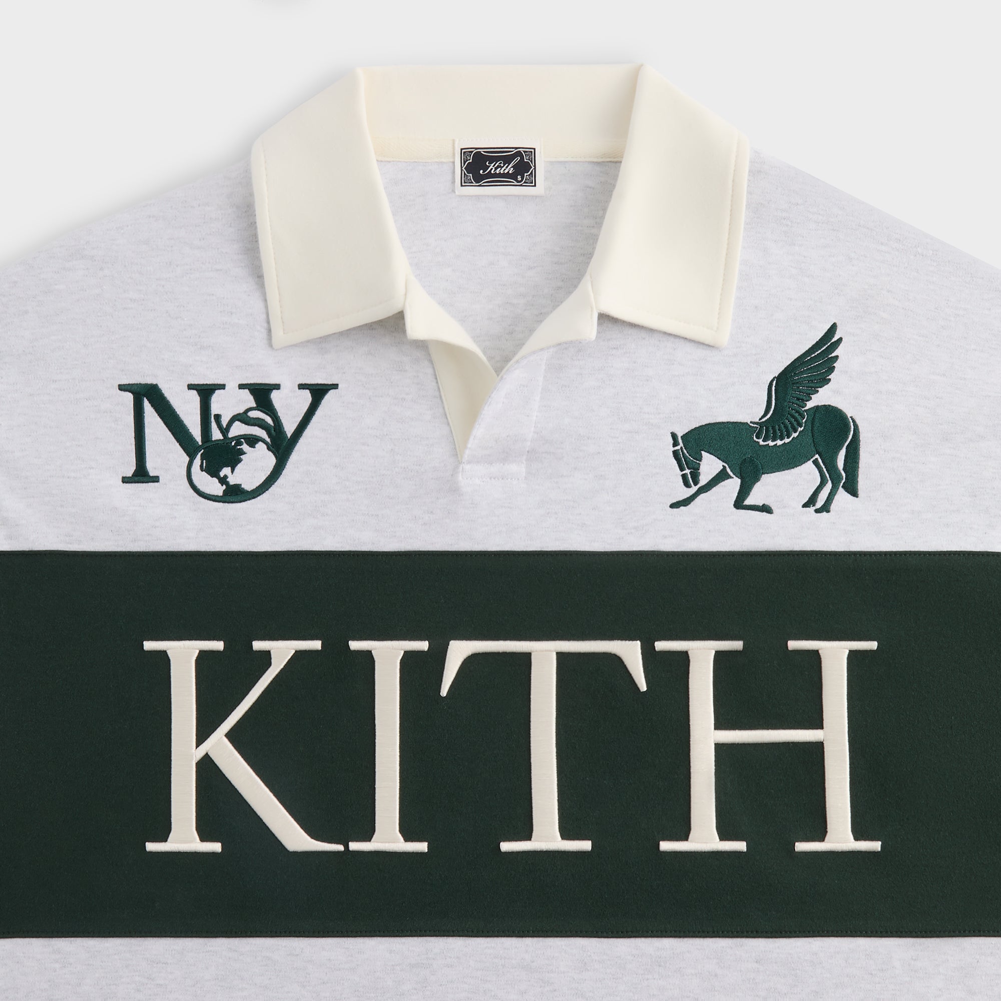 新品未使用Kith Nelson Collared Pullover 水色XXL Kith Pegasus Crest Nelson Collared Pullover - Cyclone – Kith