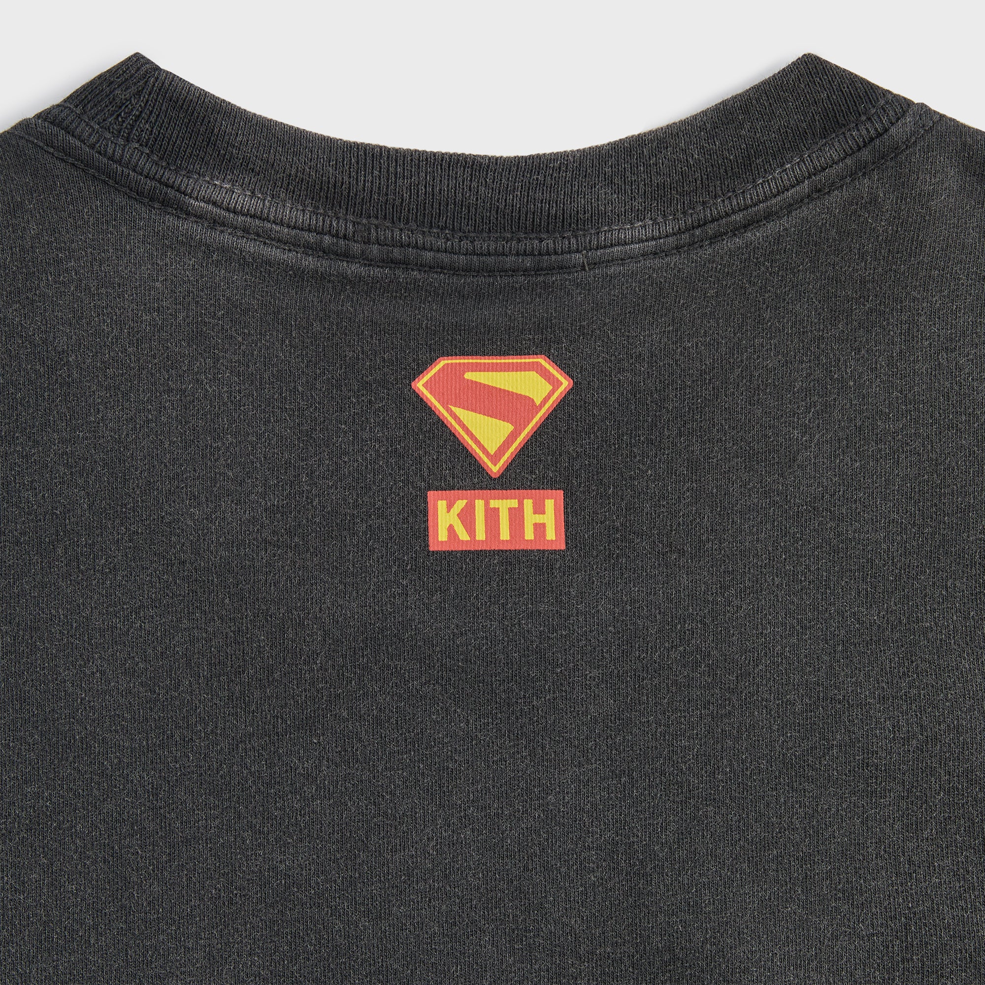 【KITH NYC】Superman X Kith It's a Bird Vintage Tシャツ Superman | Kith Flight Vintage Tee - Black