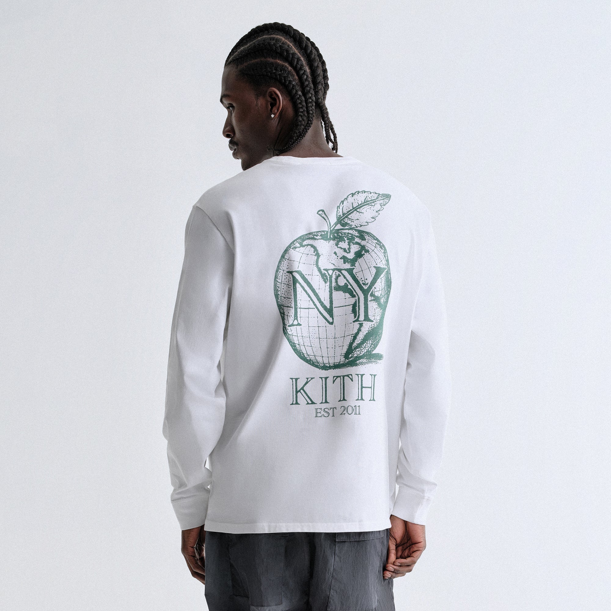 Kith & Kin Universal Apple Long Sleeve Tee - White – Kith Europe