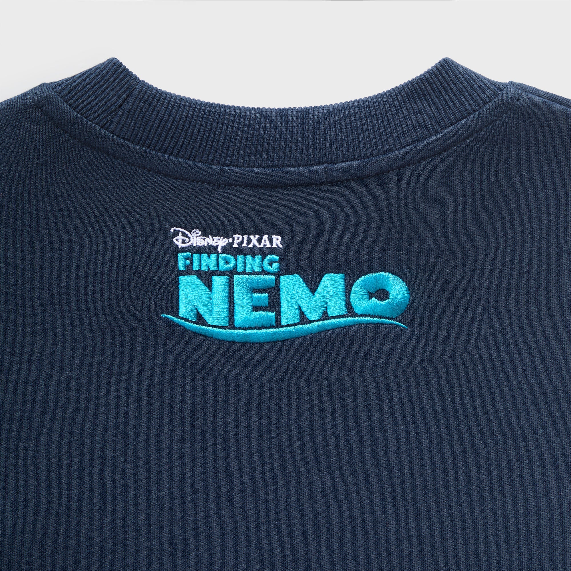 Kith x Disney Pixar Finding Nemo ニモ　ピクサー Disney | Kith for Pixar Finding Nemo Poster Vintage Tee - Black
