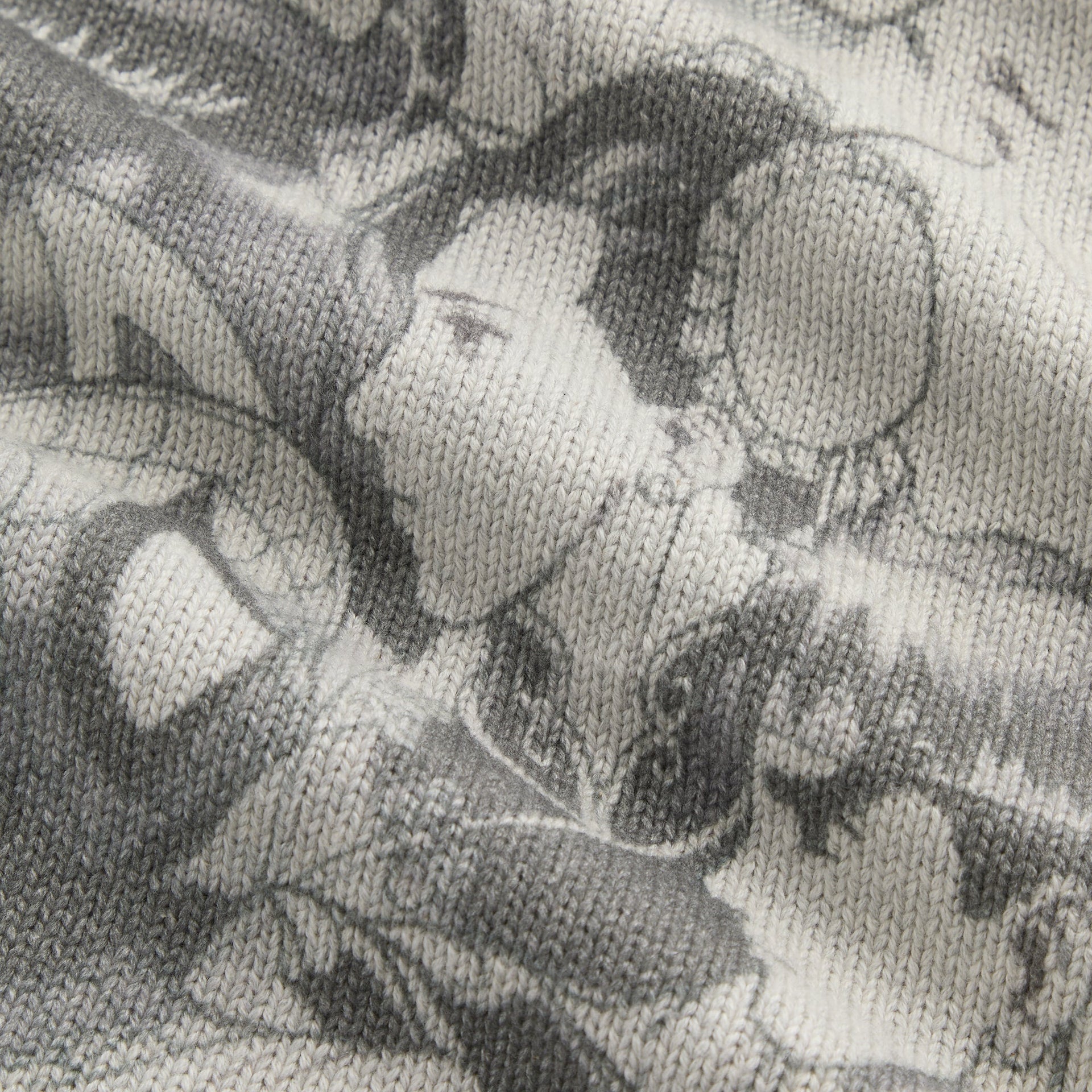 Marvel vs. Capcom | Kith Super Heroes Crewneck Sweater - Light Heather Grey - PH