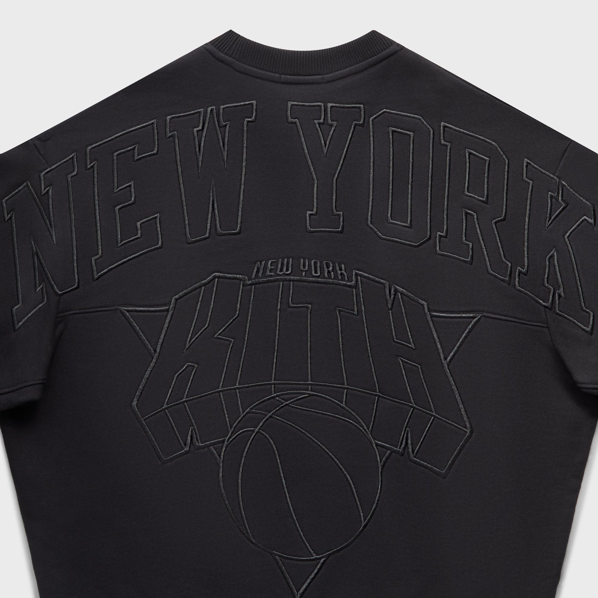 Kith for the New York Knicks Tonal Vintage Crewneck - Black - PH