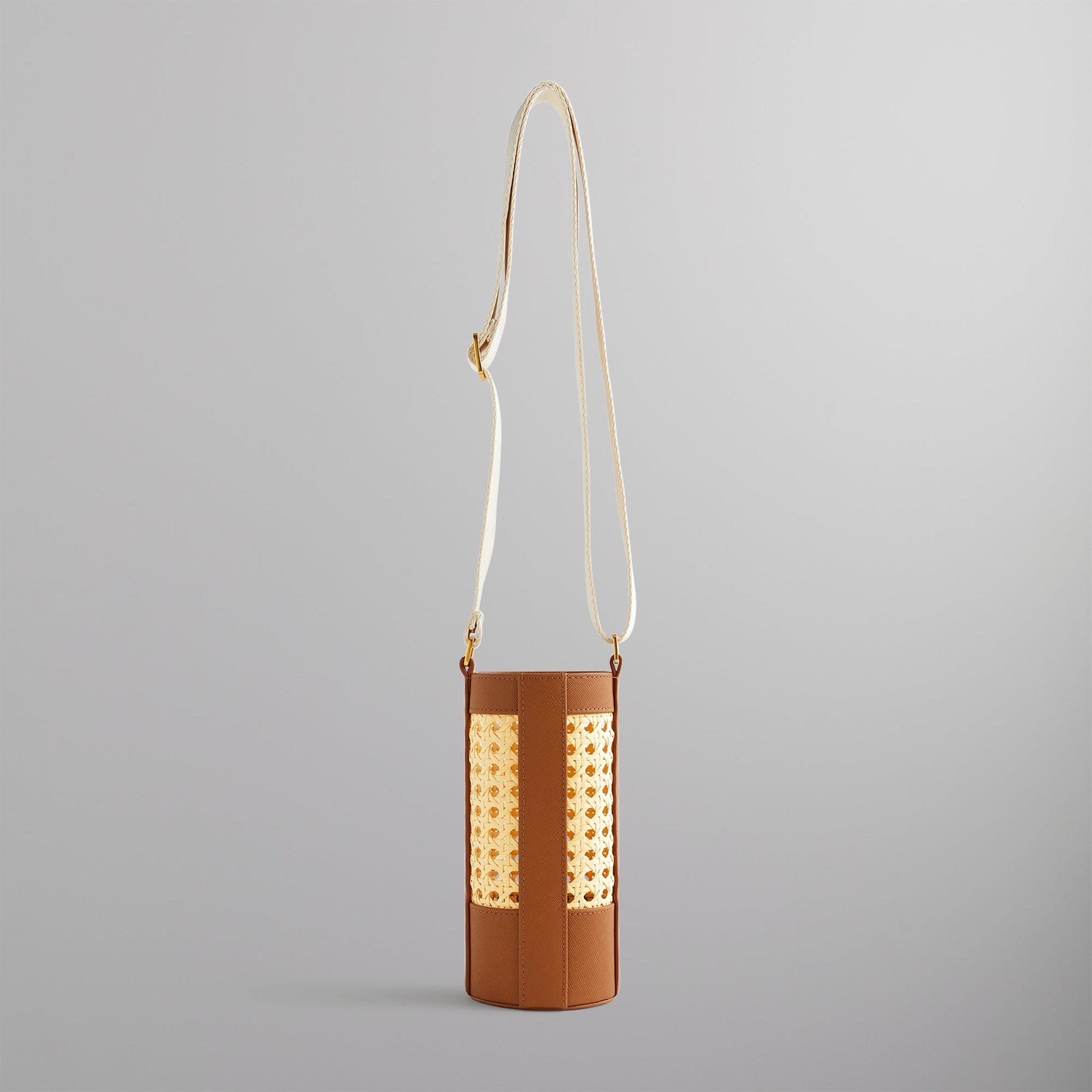 Kith Raffia Bottle Holder - Arch