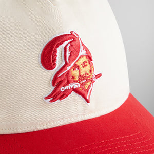 Kith x NFL Buccaneers '47 Hitch Snapback Sandrift - FW23 - US