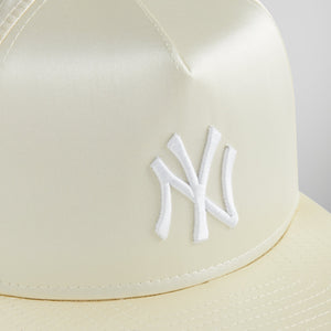 Kith & New Era for the New York Yankees Satin 9FORTY Snapback - Arete