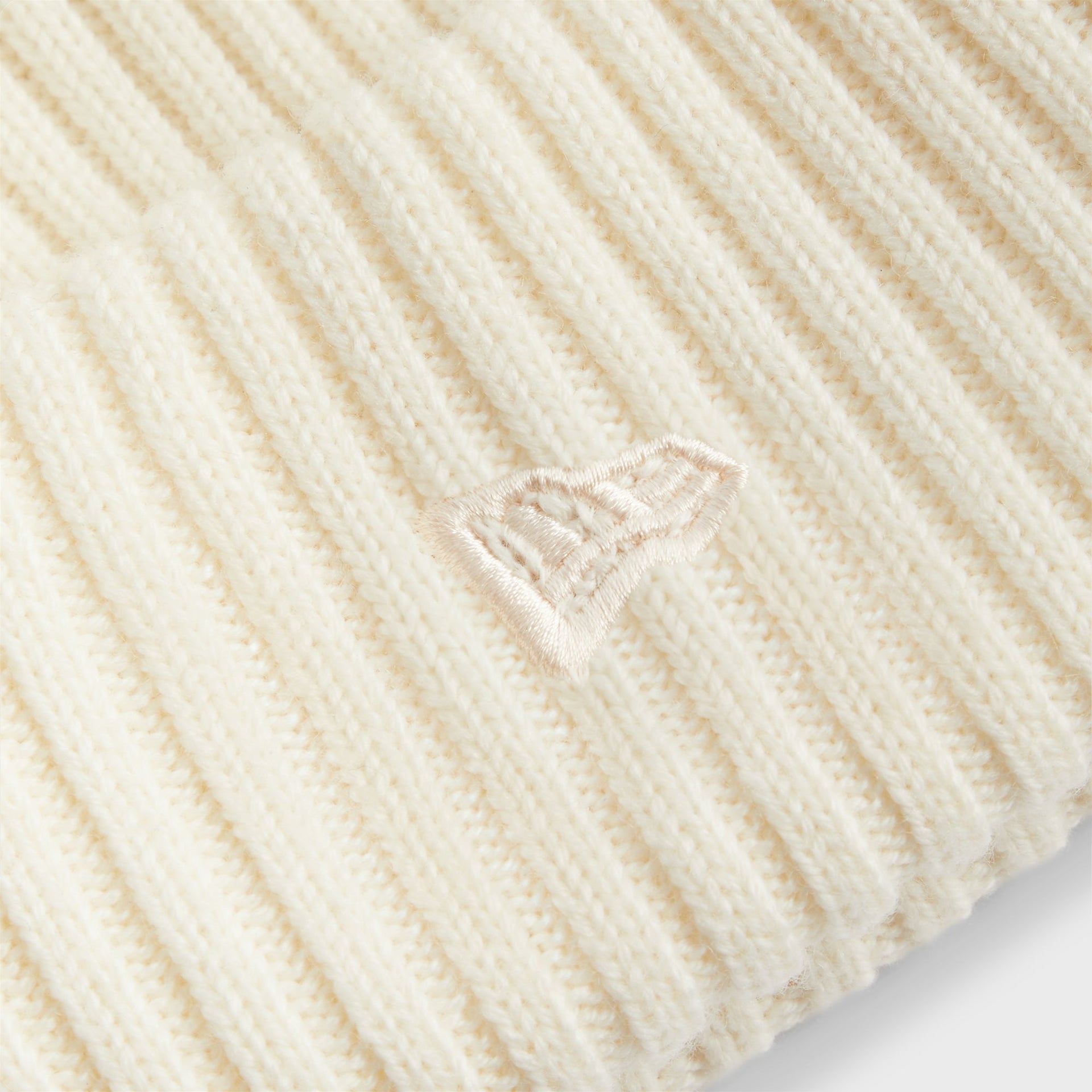 Kith for the New York Knicks Superman Logo Beanie - Sandrift - PH