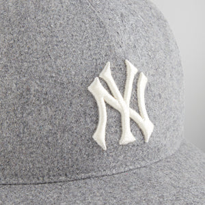 Kith & '47 for the New York Yankees Wool Rose Hitch Snapback - Statue PH