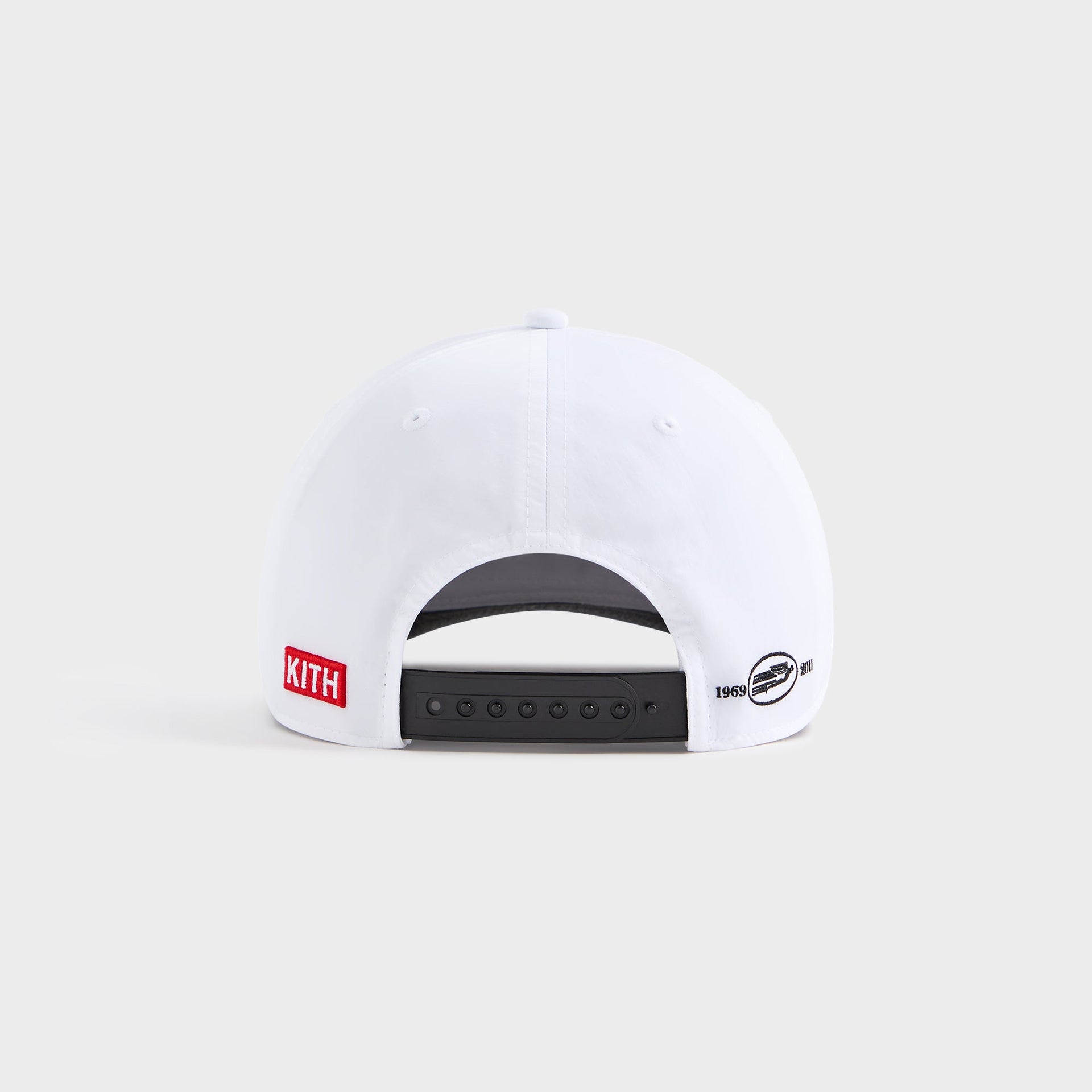 Kith for Cigarette Wrinkle Nylon Bay Low Pinch Crown Snapback - White