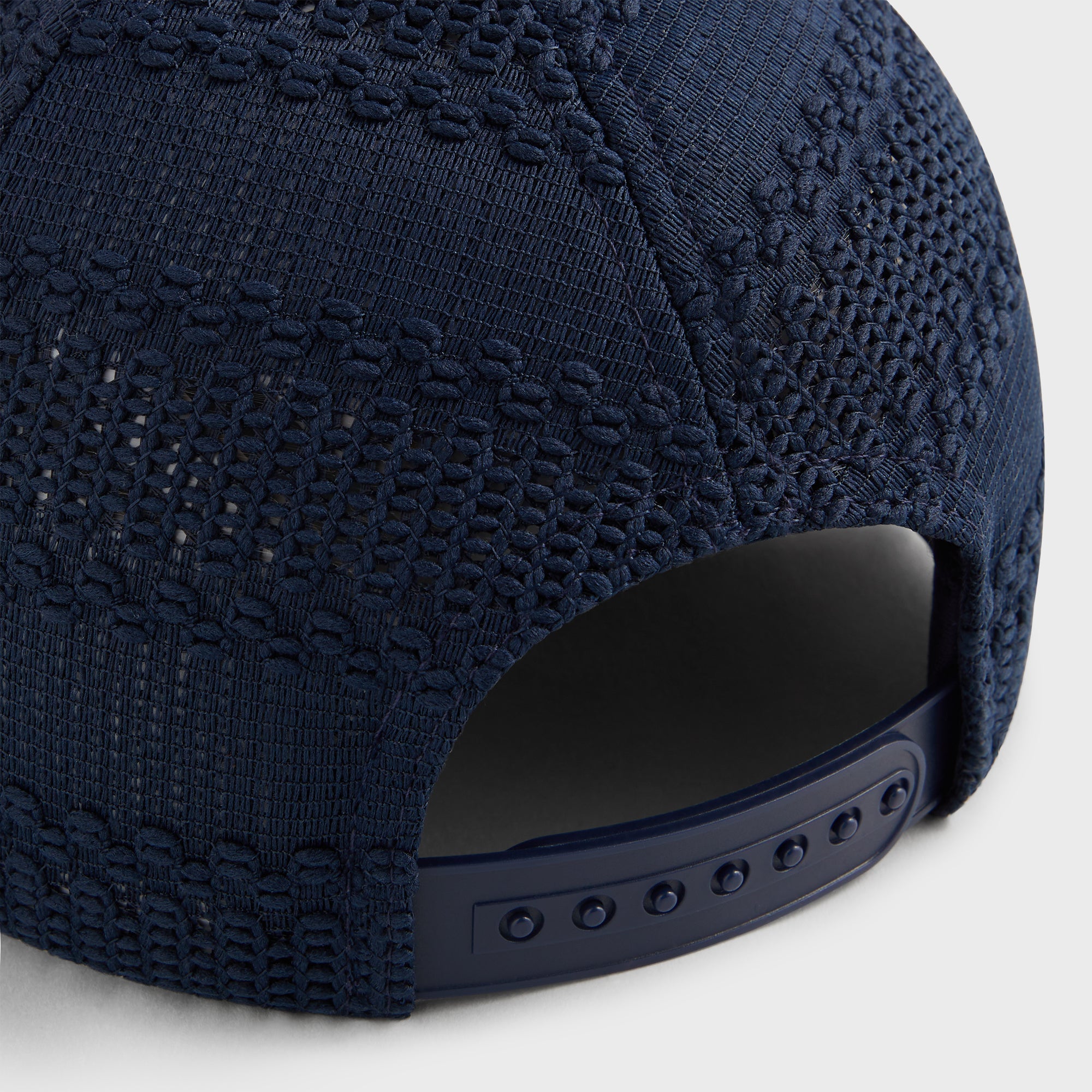 関税・送料込 25SS Kith Lace Poly Foam Nolan Trucker Hat Kith Lace Poly Foam Nolan Trucker Hat - White – Kith Europe