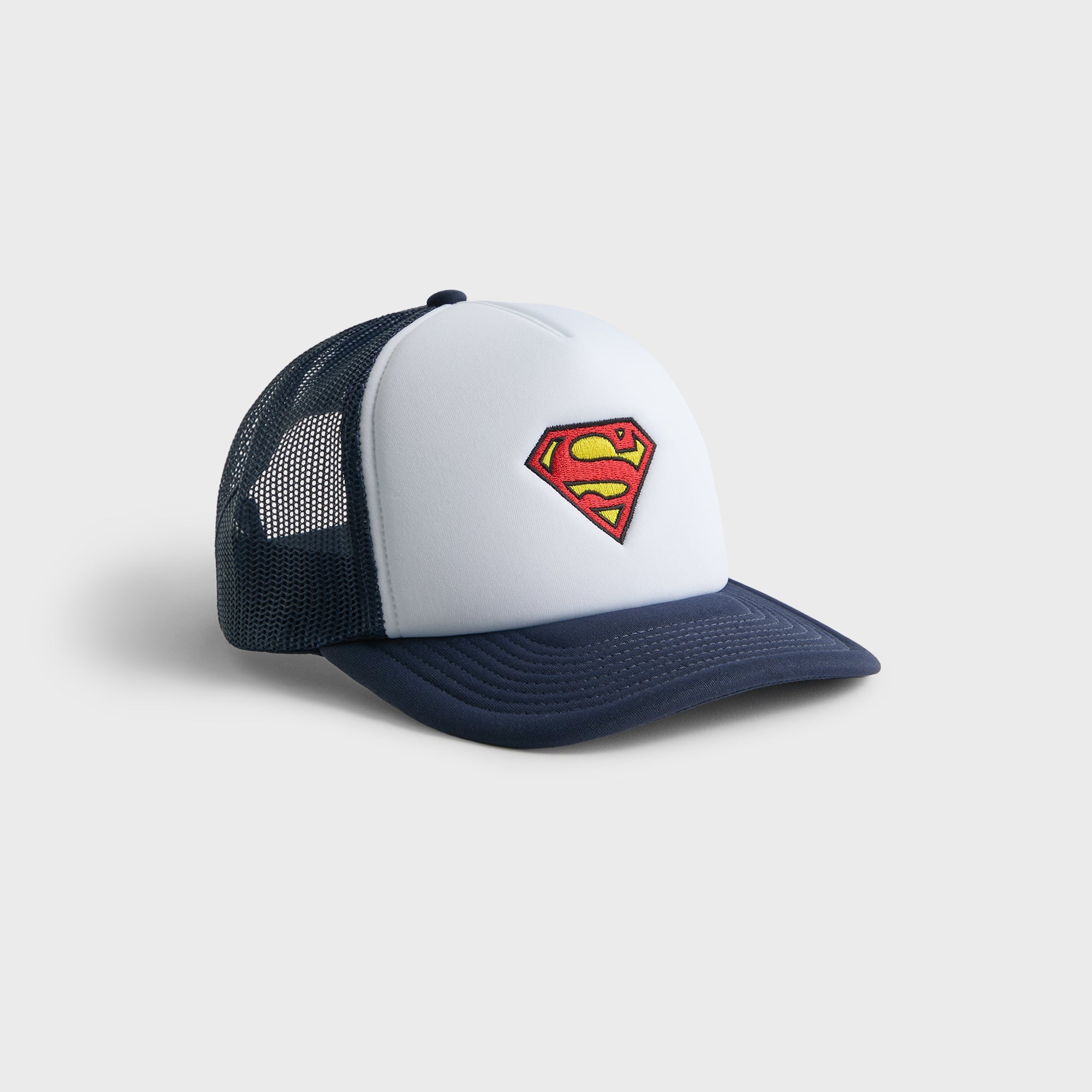 【最終価格】KITH HAWAII NOLAN TRUCKER キャップ New Kith Hawaii Exclusive Nolan Trucker Hat White Waikiki OS