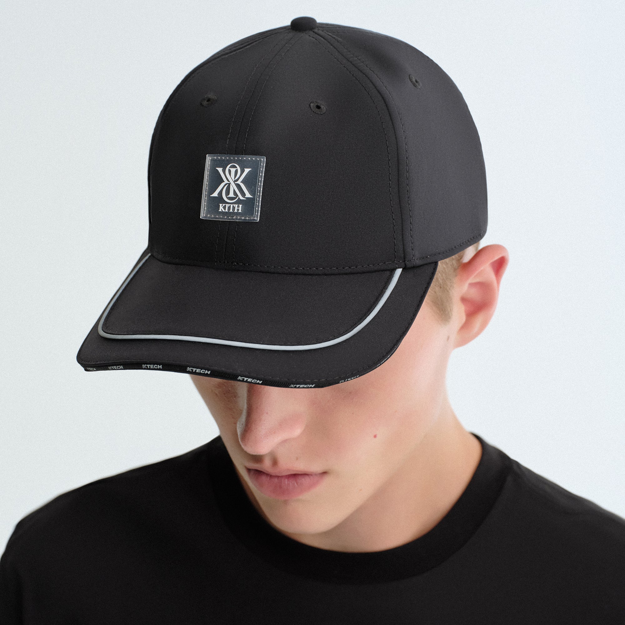 Kith 4-Way Stretch Pieced Aaron Classic Cap - Black – Kith Europe