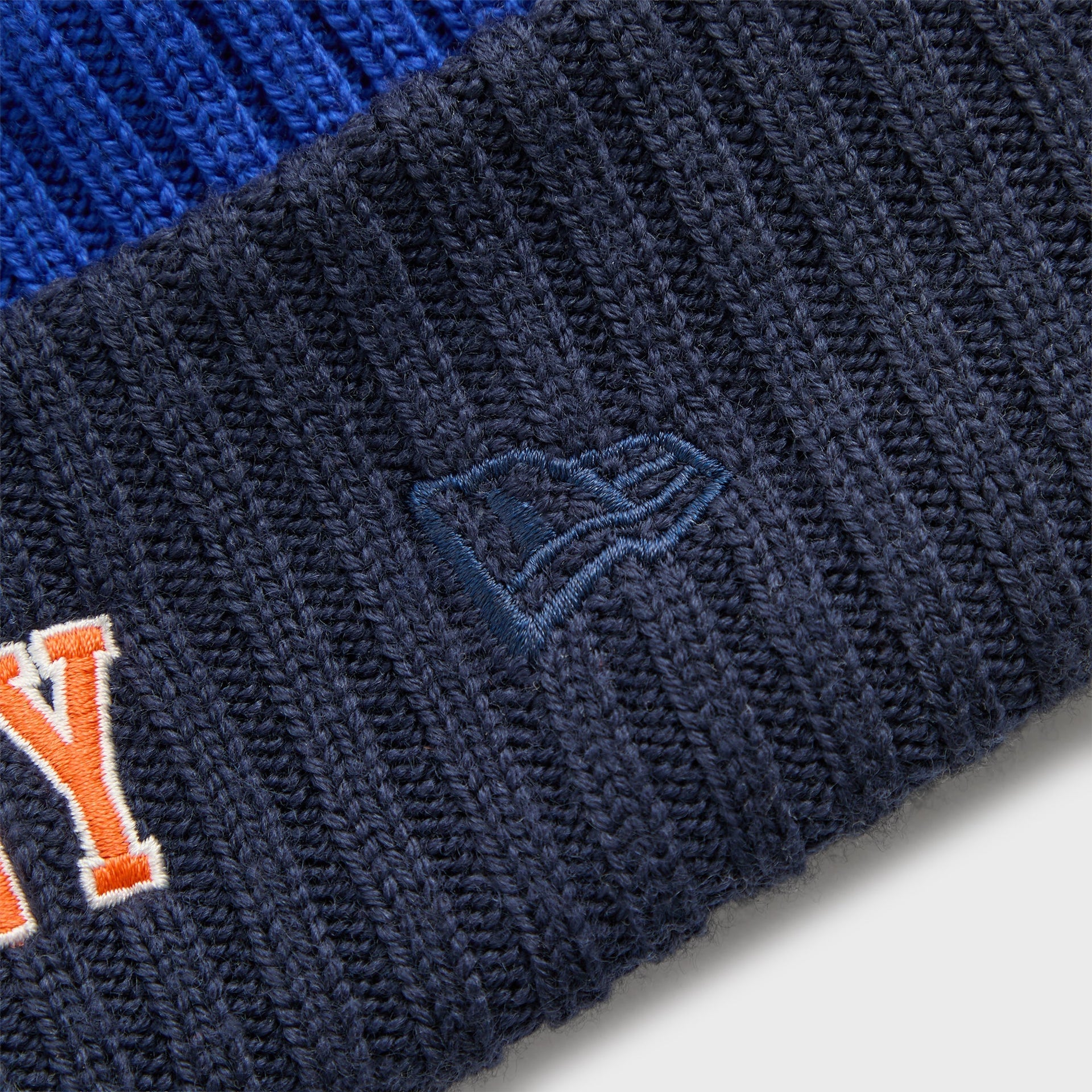 Kith & New Era for the New York Knicks All Over Patches Knit Beanie - Royal - PH