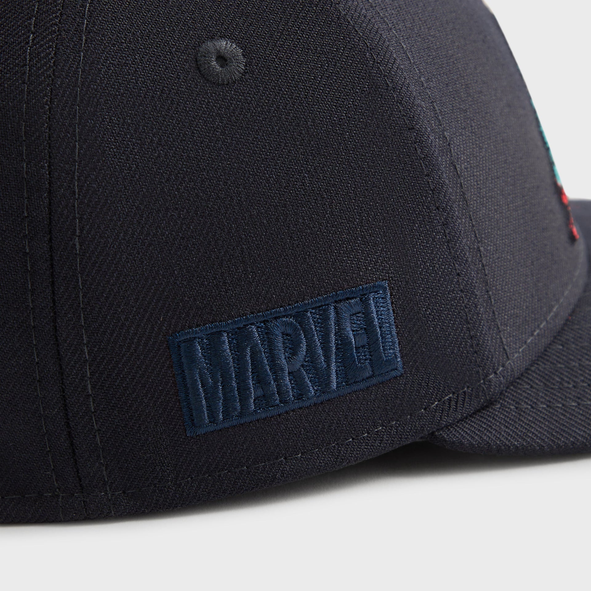 Marvel | Kith for New Era Captain America Low Profile 59FIFTY Fitted Cap - Nocturnal