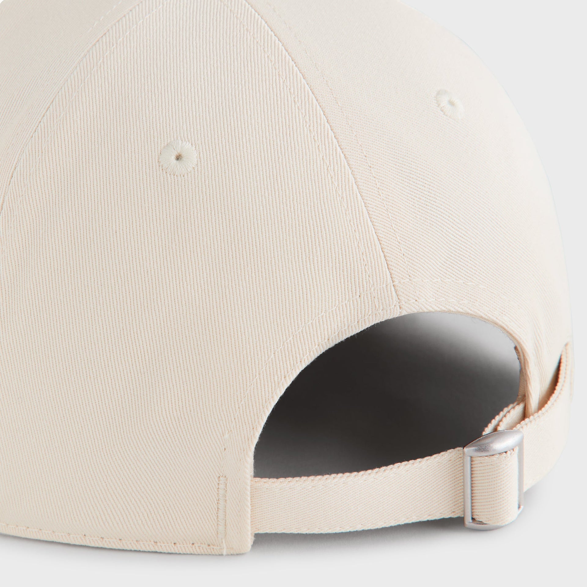 Capcom | Kith Aaron Classic Cap - Sandrift - PH